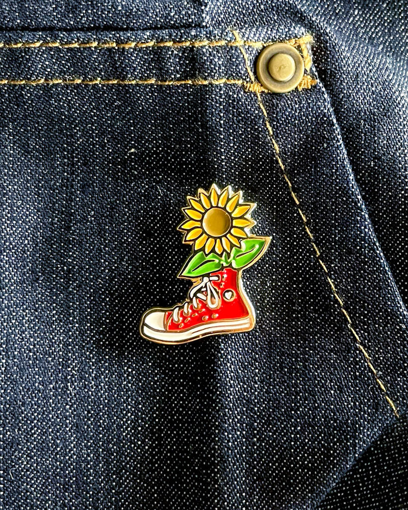 Sunflower Pin for Canvas Shoes - Cute Floral Shoe Accessories for Women & Girls - Perfect for Sneakers, Flats & Casual Outfits
