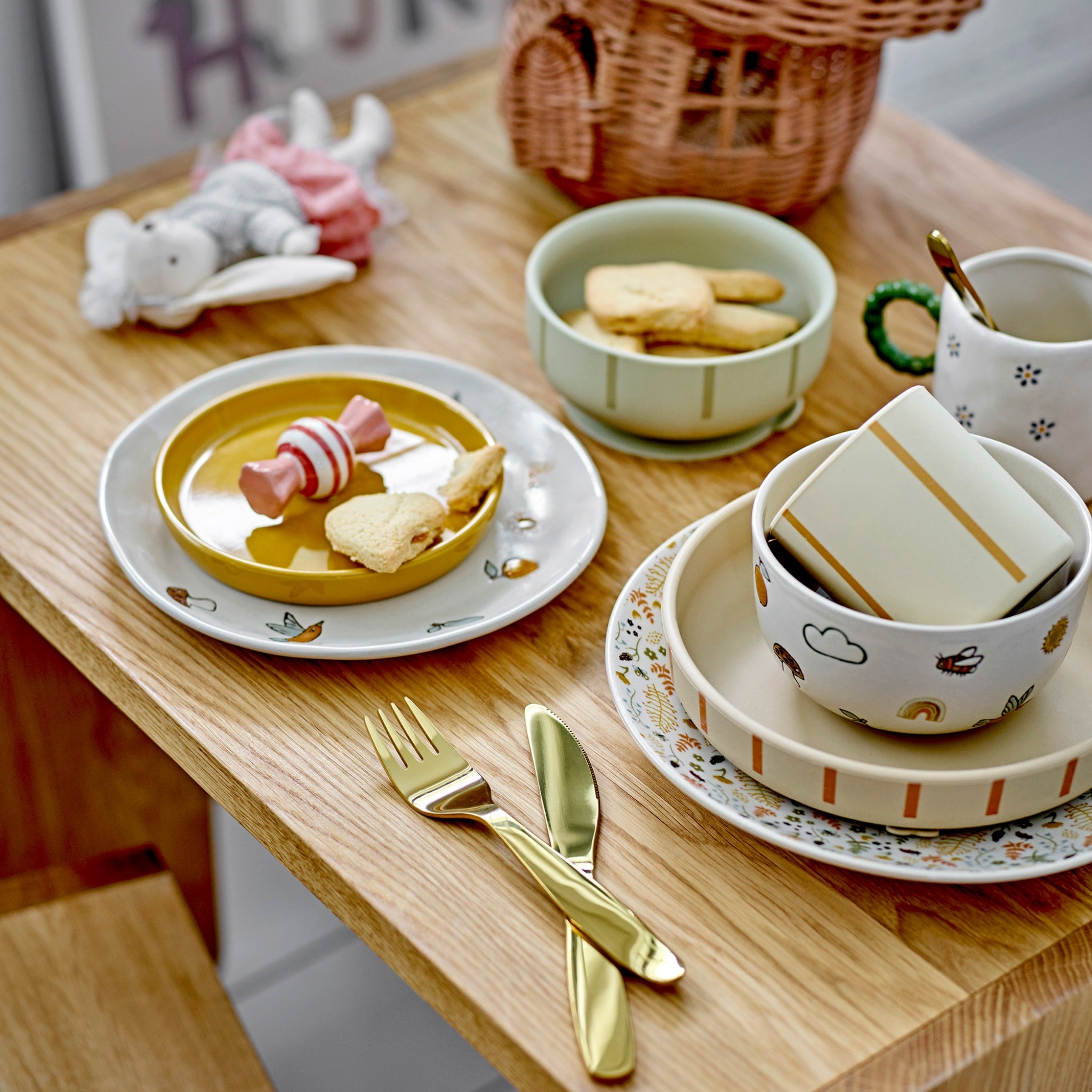 Bloomingville Levi Silicone Kids Tableware Set - BPA-Free, Non-Slip, Dishwasher Safe Toddler Plates & Bowls in Mixed Green | Perfect for Home, Daycare & Outdoor Picnics