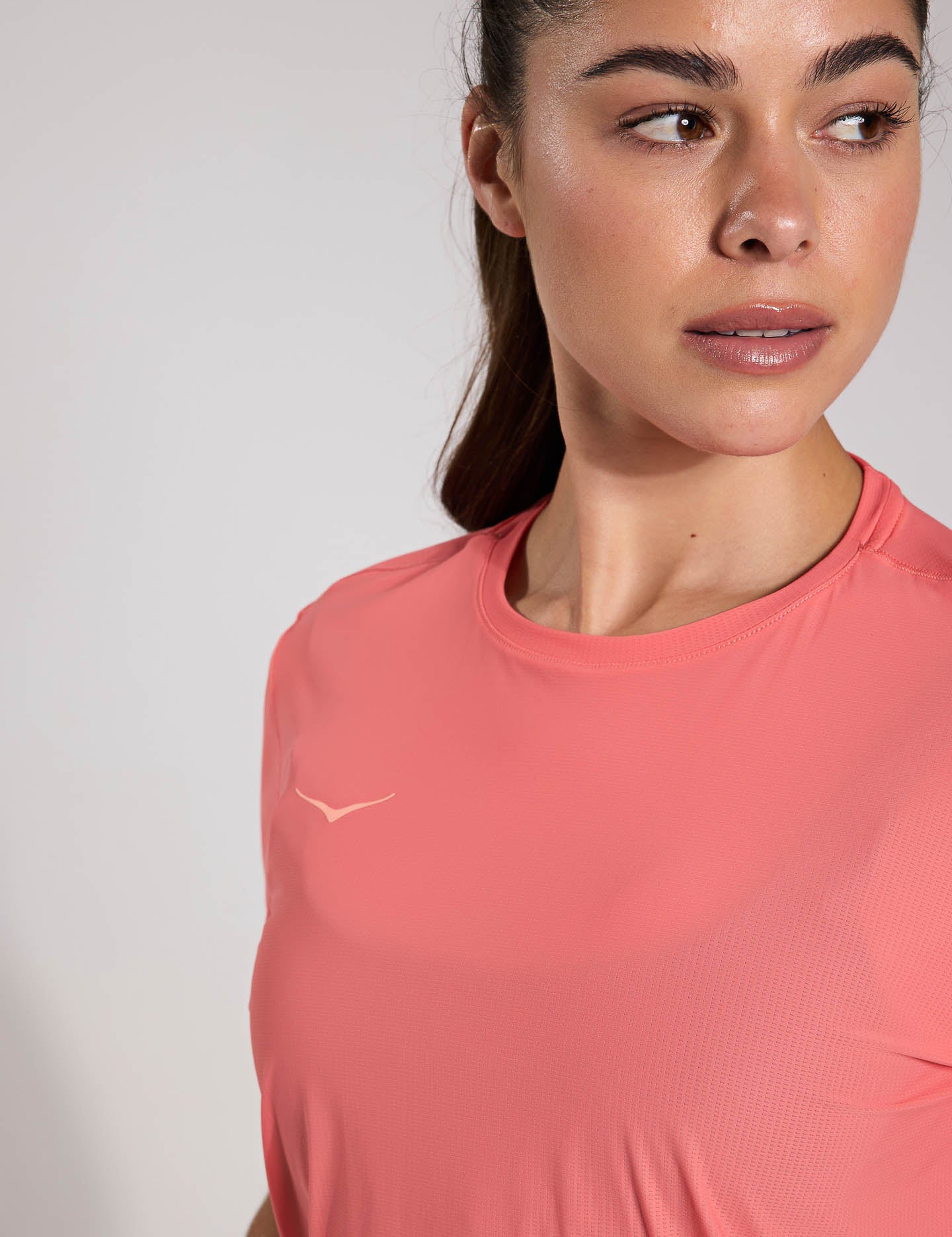 AIROLITE Run Top Grapefruit - Women's Lightweight Running Shirt for Gym, Jogging & Outdoor Workouts