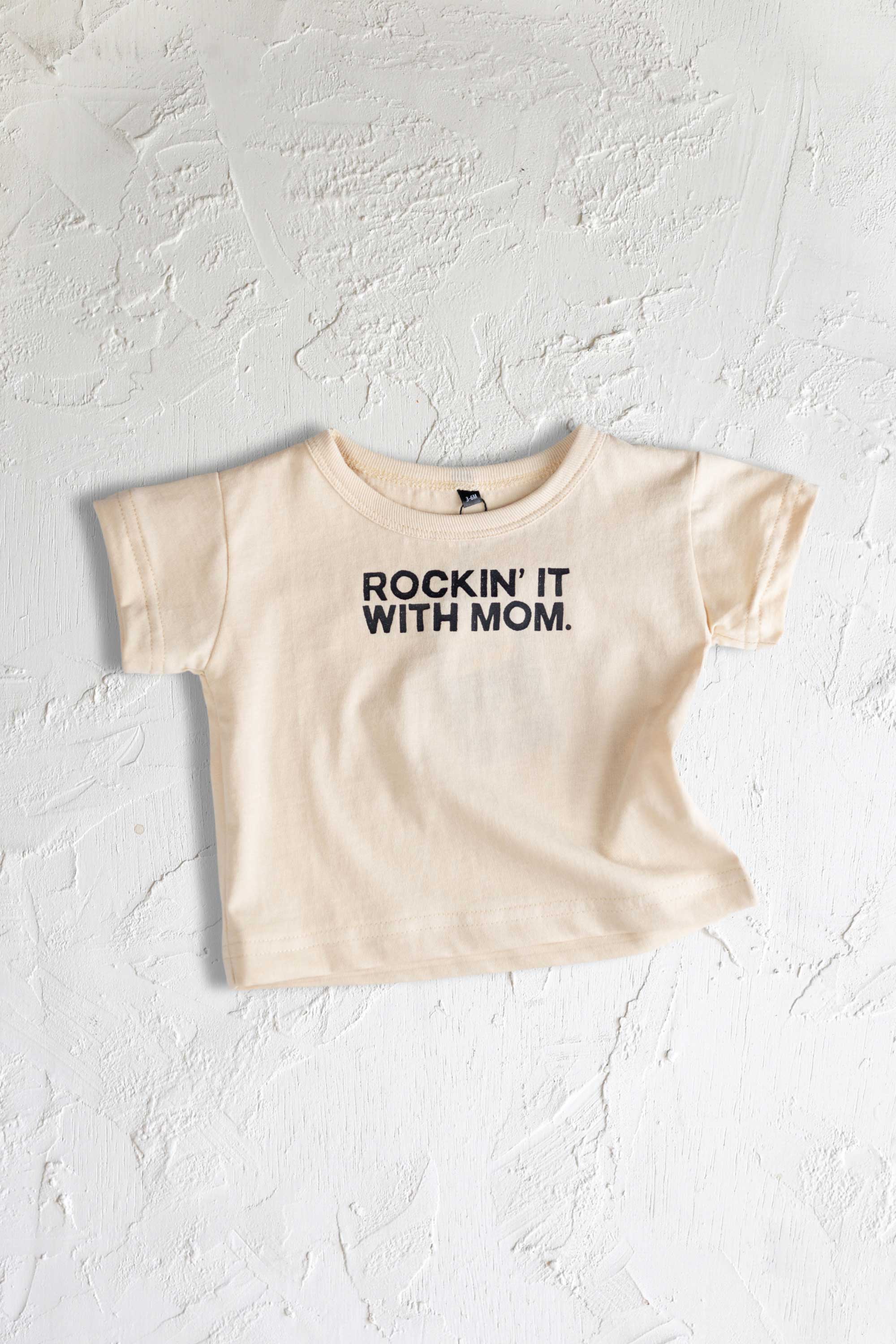 Rockin' It With Mom T-Shirt - Cute Mother's Day Gift Tee for Women - Perfect for Family Photos & Mother-Daughter Matching Outfits