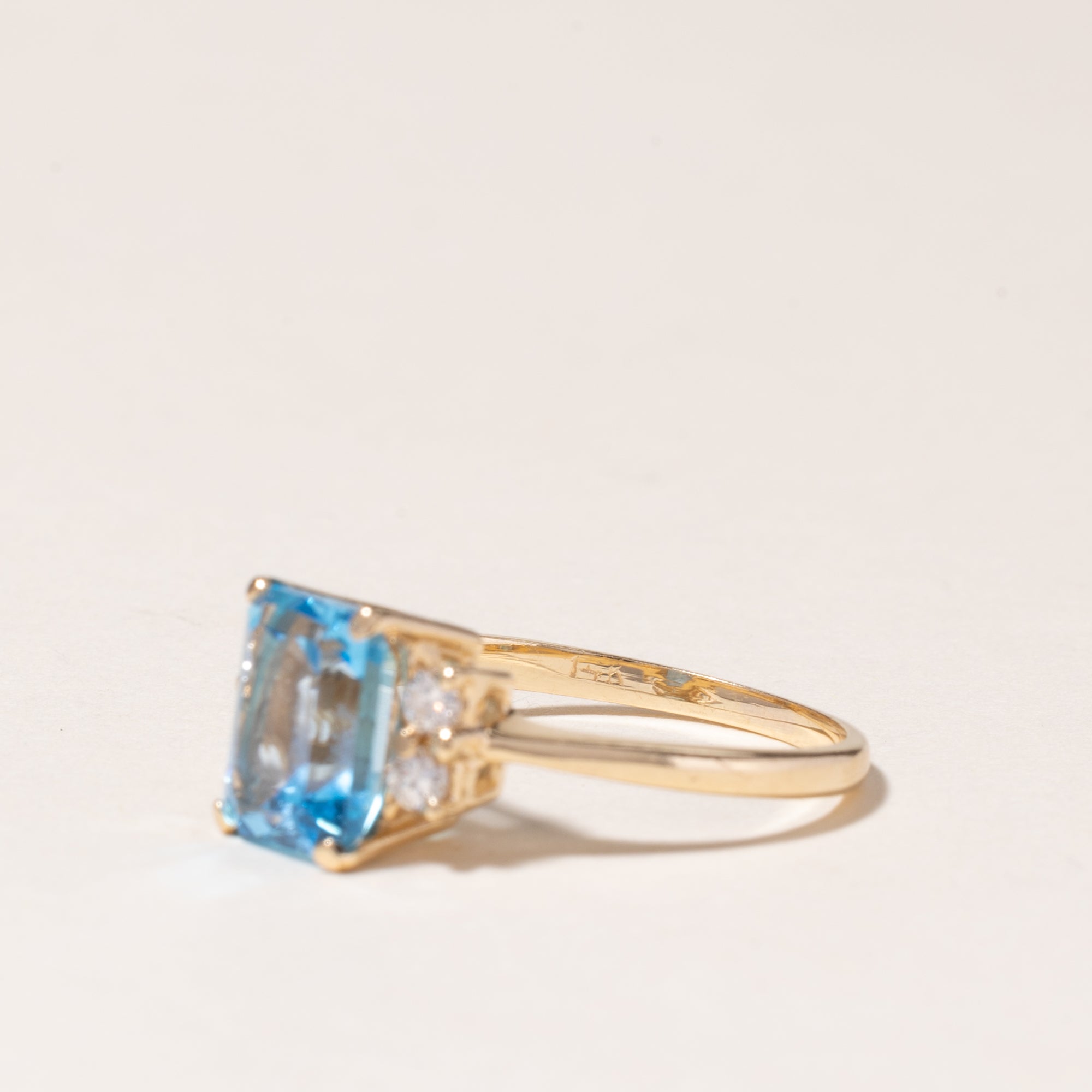 14K Yellow Gold Blue Topaz Cocktail Ring for Women - 2.04ct Natural Topaz & 0.14ctw Diamond Accents - Size 4.5 - Elegant Evening Party Jewelry Gift for Anniversary, Birthday & Special Occasions