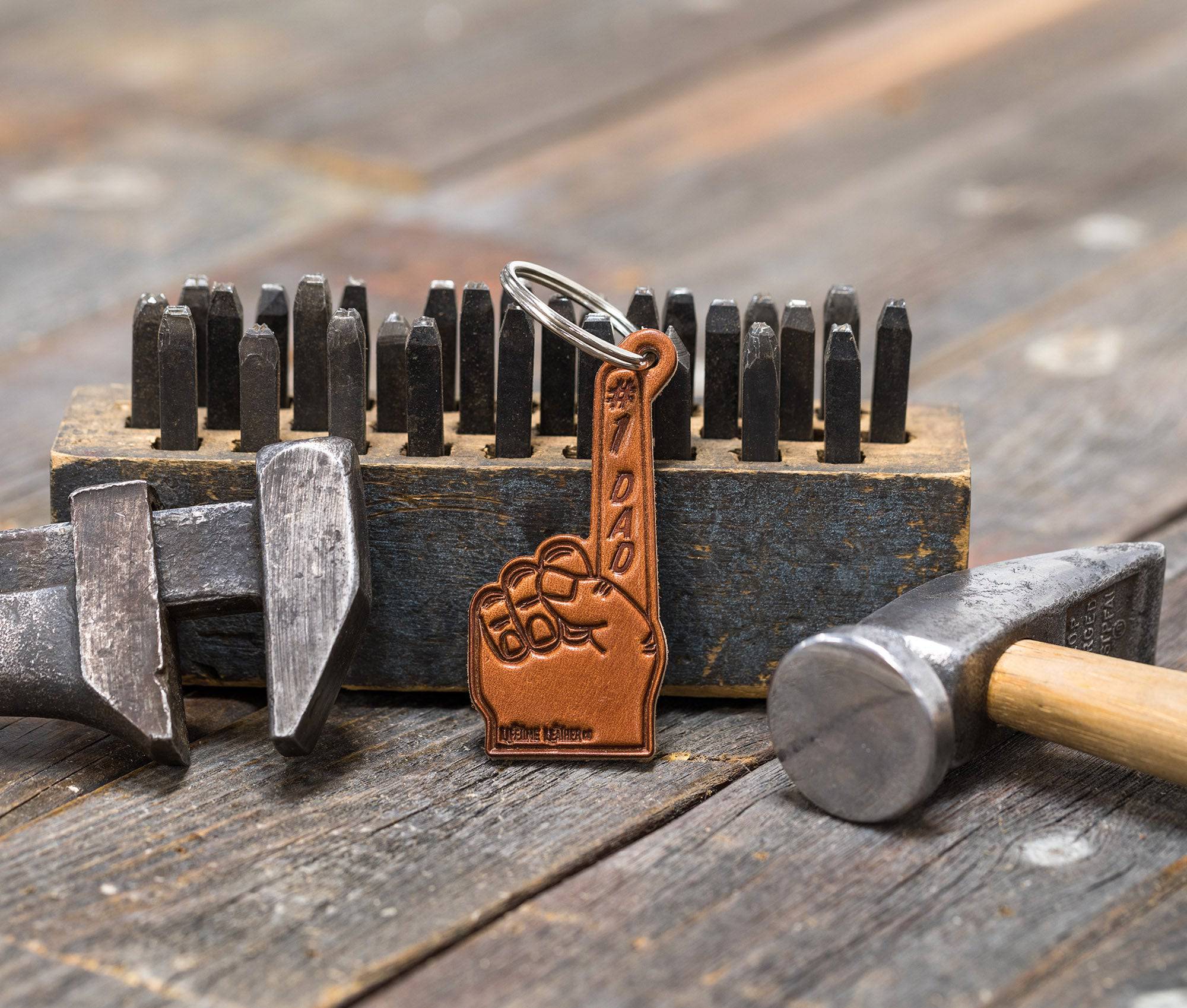 #1 Dad Leather Keychain - Personalized Engraved Gift for Father's Day, Birthday, Anniversary - Premium Genuine Leather Key Ring for Keys, Wallet, Car Keys - Perfect for Dads, Grandpas, Husbands