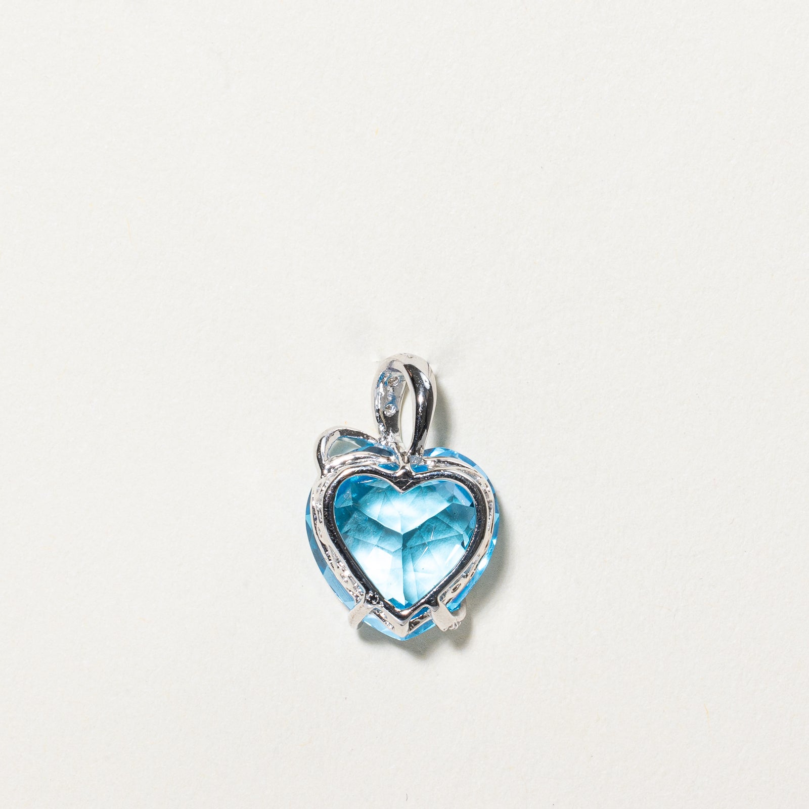14K Gold Heart Cut Blue Topaz & Diamond Pendant Necklace - 7.00ct Topaz & 0.01ctw Diamond - Perfect for Valentine's Day Gift, Anniversary & Romantic Occasions