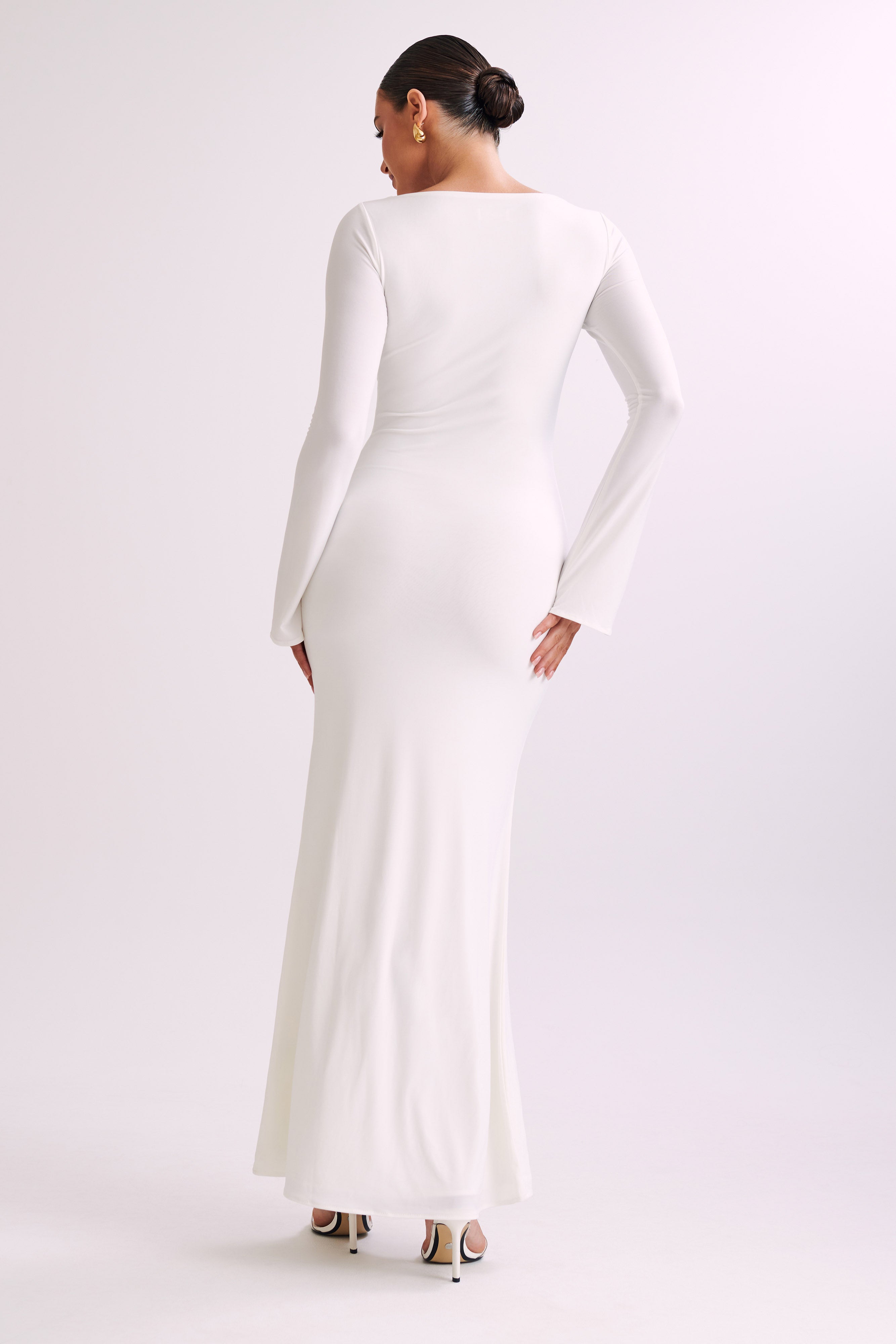 Tarna Slinky Fishtail Maxi Dress for Women - Elegant Ivory Long Evening Gown with Flowy Hem - Perfect for Weddings, Parties & Special Occasions