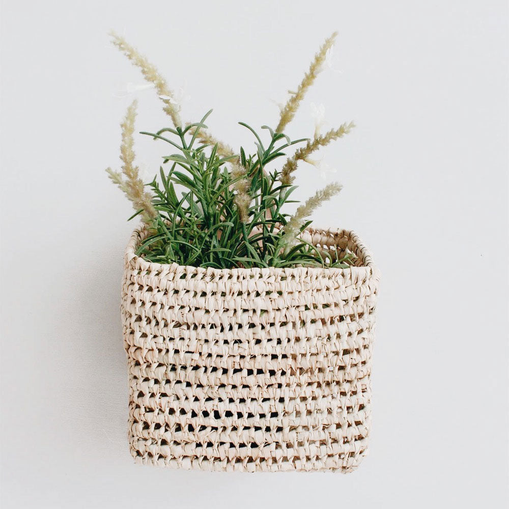 Stylish Wall Hanging Basket Trio Set - Rustic Home Decor for Plants & Flowers - Perfect for Indoor/Outdoor Use in Living Room, Patio or Garden