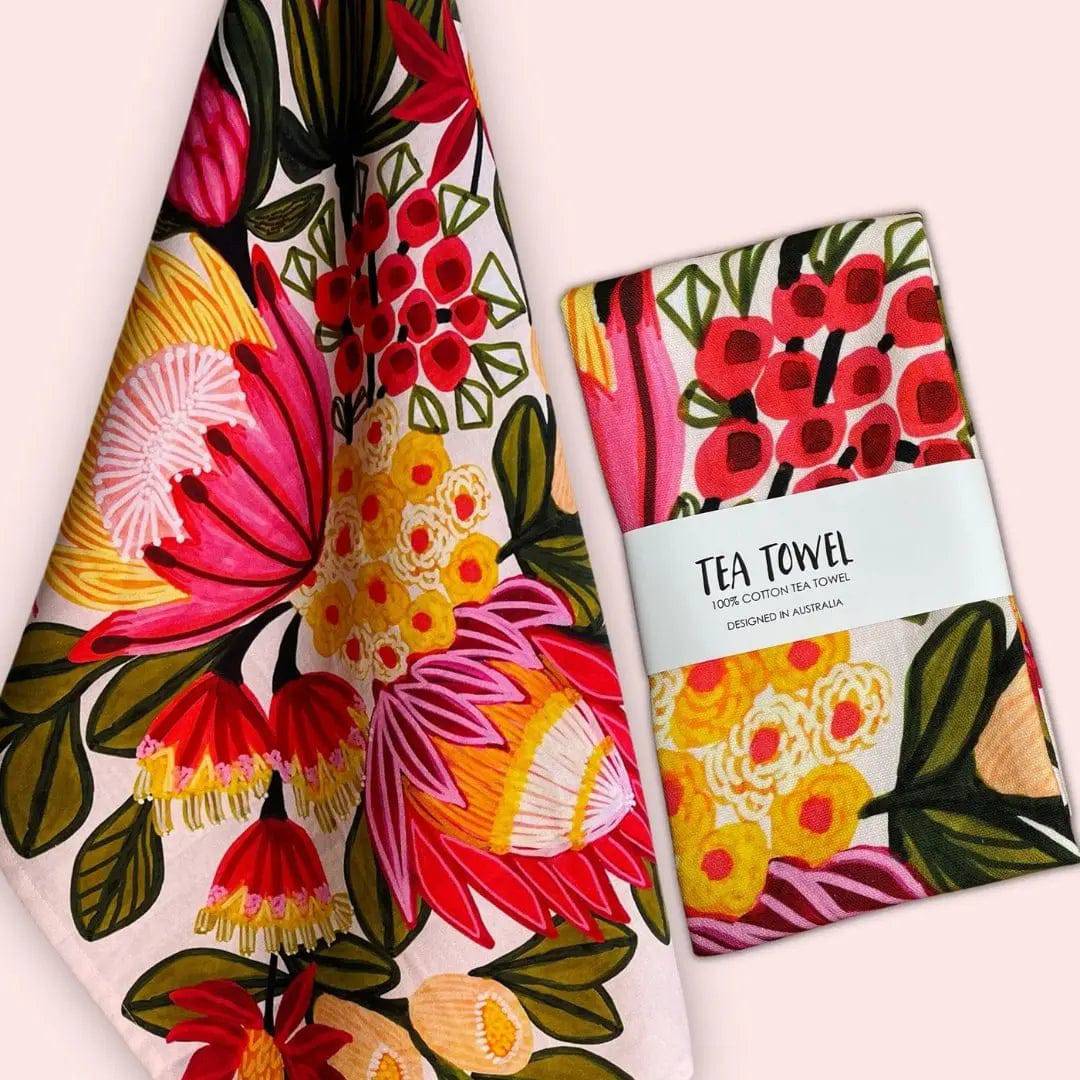Festive Proteas Tea Towel & Wooden Fridge Magnet Gift Set - South African Floral Kitchen Decor - Perfect for Housewarming, Hostess Gifts & Holiday Decorations