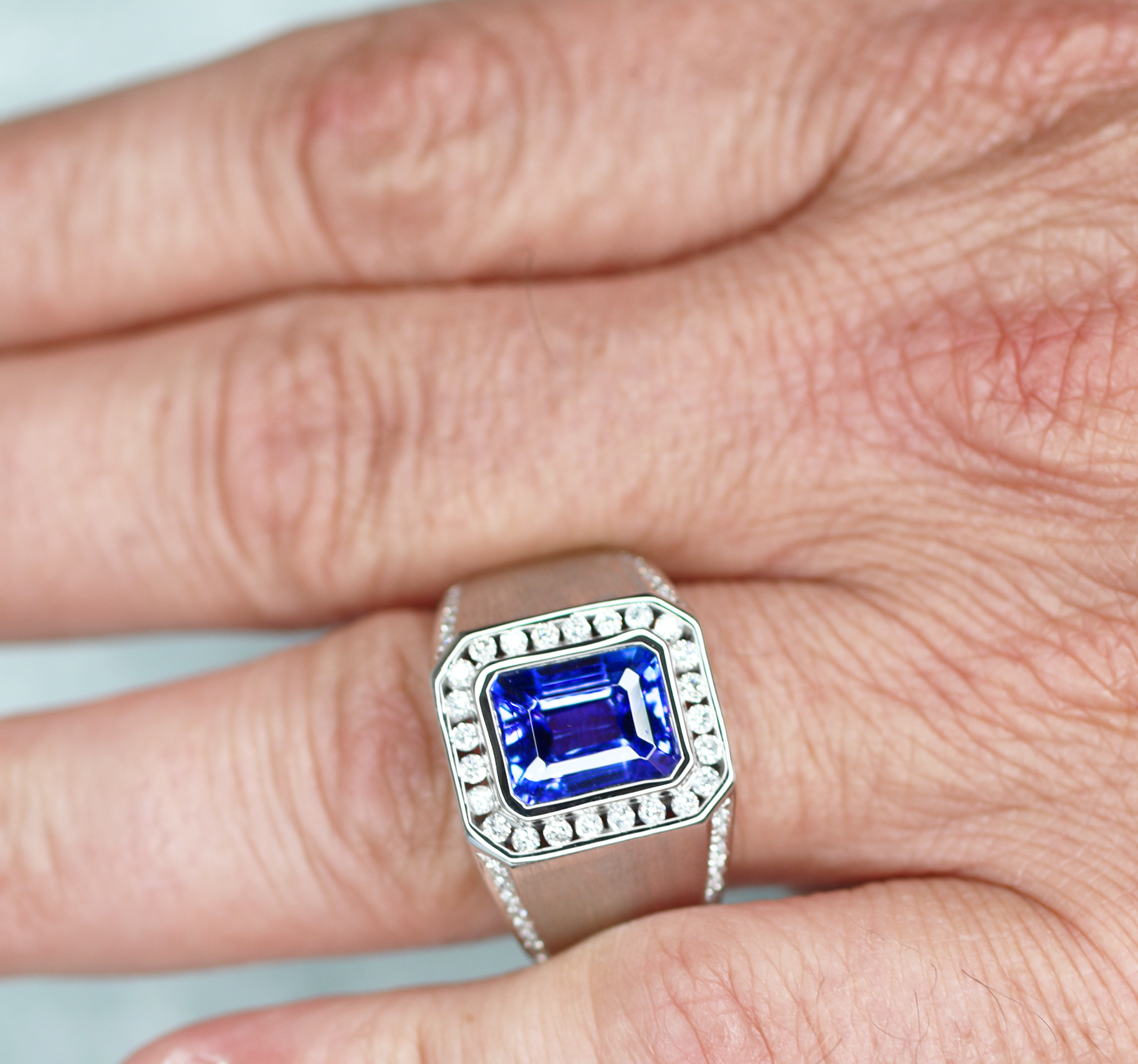 14K White Gold 3.75 Carat Tanzanite & 0.57 CTW Diamond Halo Ring for Men - Elegant Wedding Band, Anniversary Gift, or Engagement Jewelry
