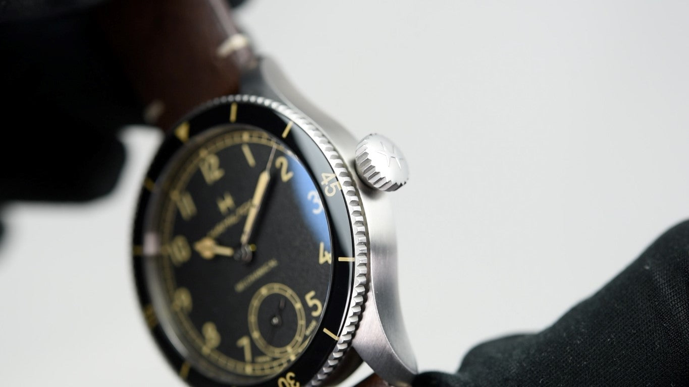Hamilton Khaki Aviation Pilot Pioneer H76719530 Men's Watch - Pre-Owned Luxury Pilot Watch for Aviation Enthusiasts | Perfect for Casual Wear, Business Attire & Travel Adventures