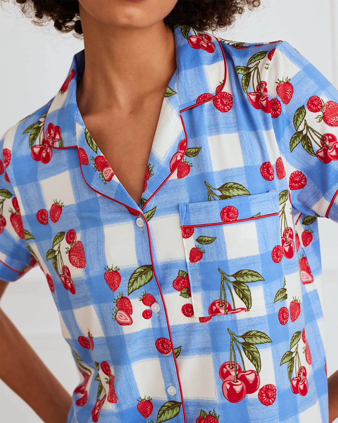Berries & Gingham Print Long Sleeve Pajama Set for Women - Soft Cotton Sleepwear for Nighttime Comfort & Lounge Wear