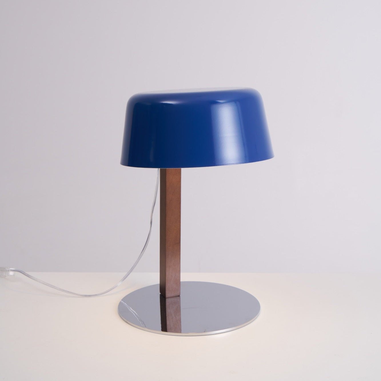 Dario Tilted Table Lamp - Modern Adjustable LED Desk Light for Bedroom, Office & Living Room - Perfect for Reading, Working & Home Decor