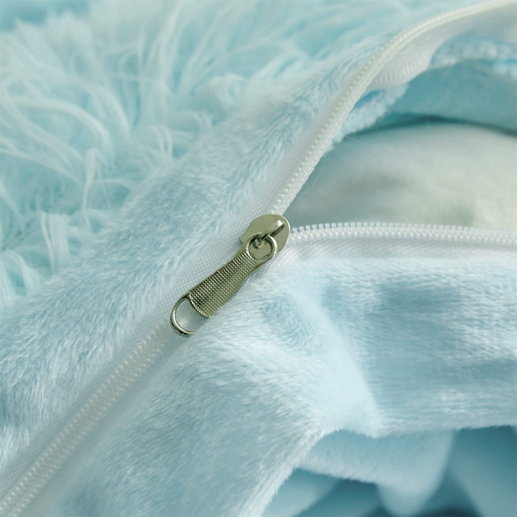 Light Blue Faux Fur Shaggy Comforter Cover Set - Ultra Soft Queen Size 3-Piece Bedding Set with Pillowcases & Zipper Closure | Cozy Winter Bedroom Decor for Master Bedroom & Guest Room