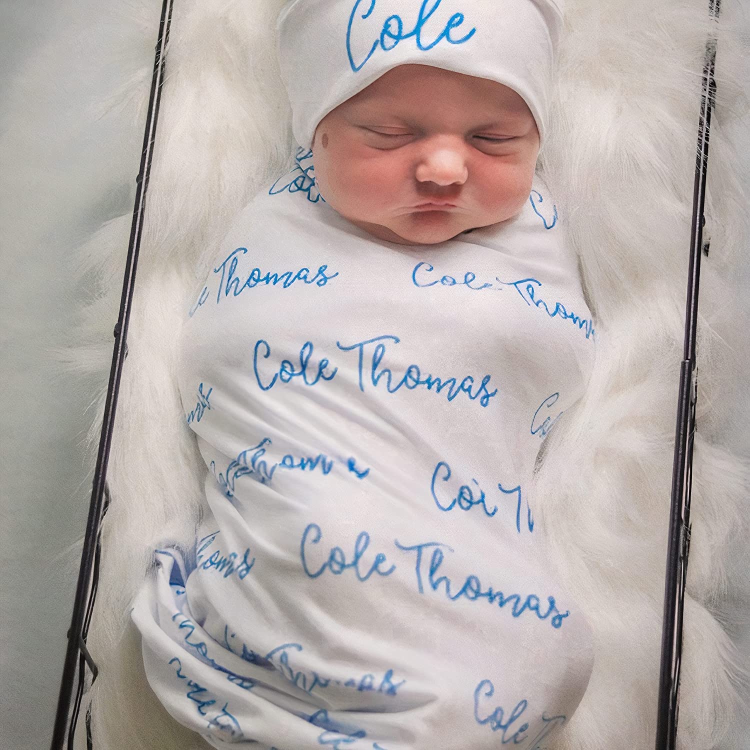 **Personalized Baby Blanket with Name - Custom Newborn Swaddle Blanket for Boys & Girls - Soft & Cozy Gift for Baby Showers, Birthdays & Christenings**
