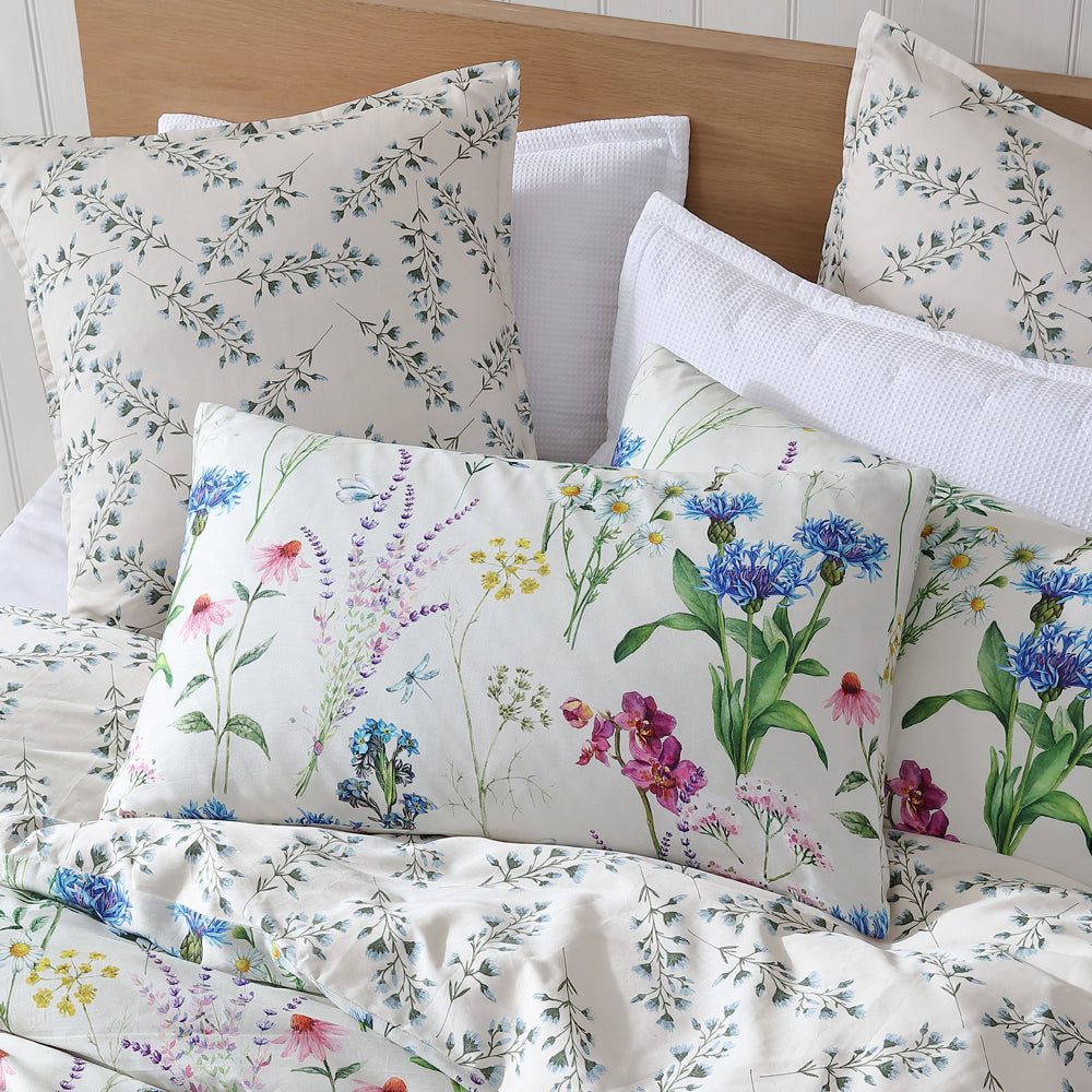 Floriana Ivory Quilt Cover Set King Size - Luxury 100% Cotton Bedding Set with Pillow Shams - Perfect for Master Bedroom, Guest Room & Hotel Decor