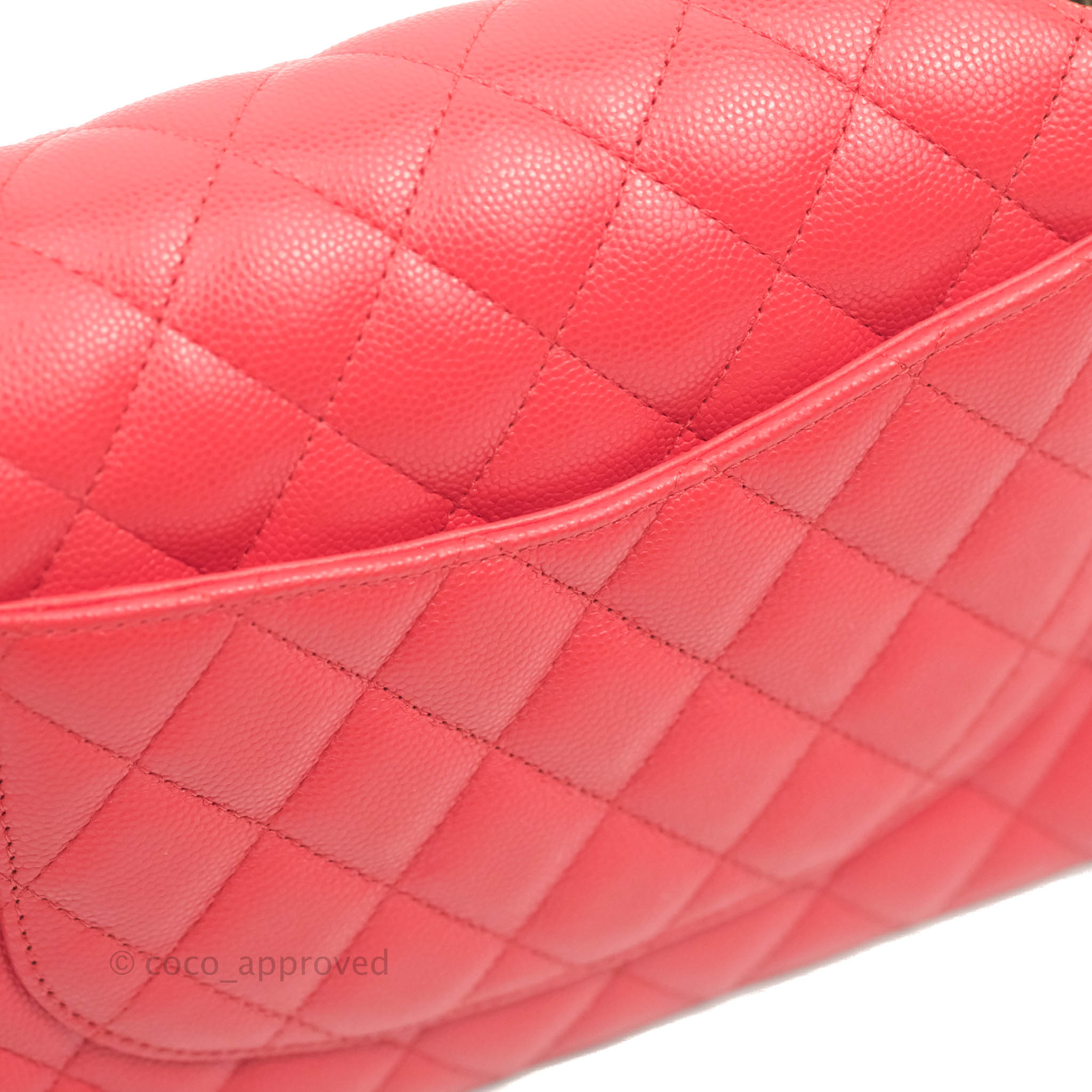 Chanel Classic M/L Medium Double Flap Bag in Chilli Red Caviar Leather with Gold Hardware 19C - Luxury Designer Handbag for Women, Perfect for Parties, Dating & Special Occasions