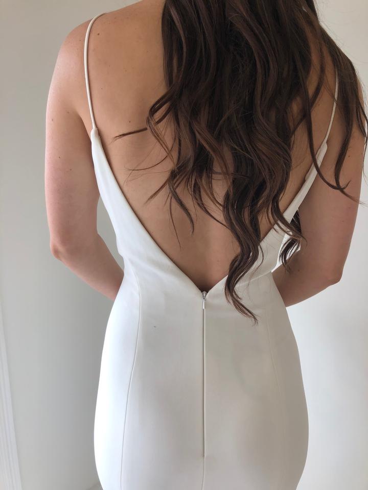 Theia Bruna 890541 Elegant Lace Wedding Dress for Bride - Perfect for Church Ceremony, Beach Wedding & Romantic Vow Renewal