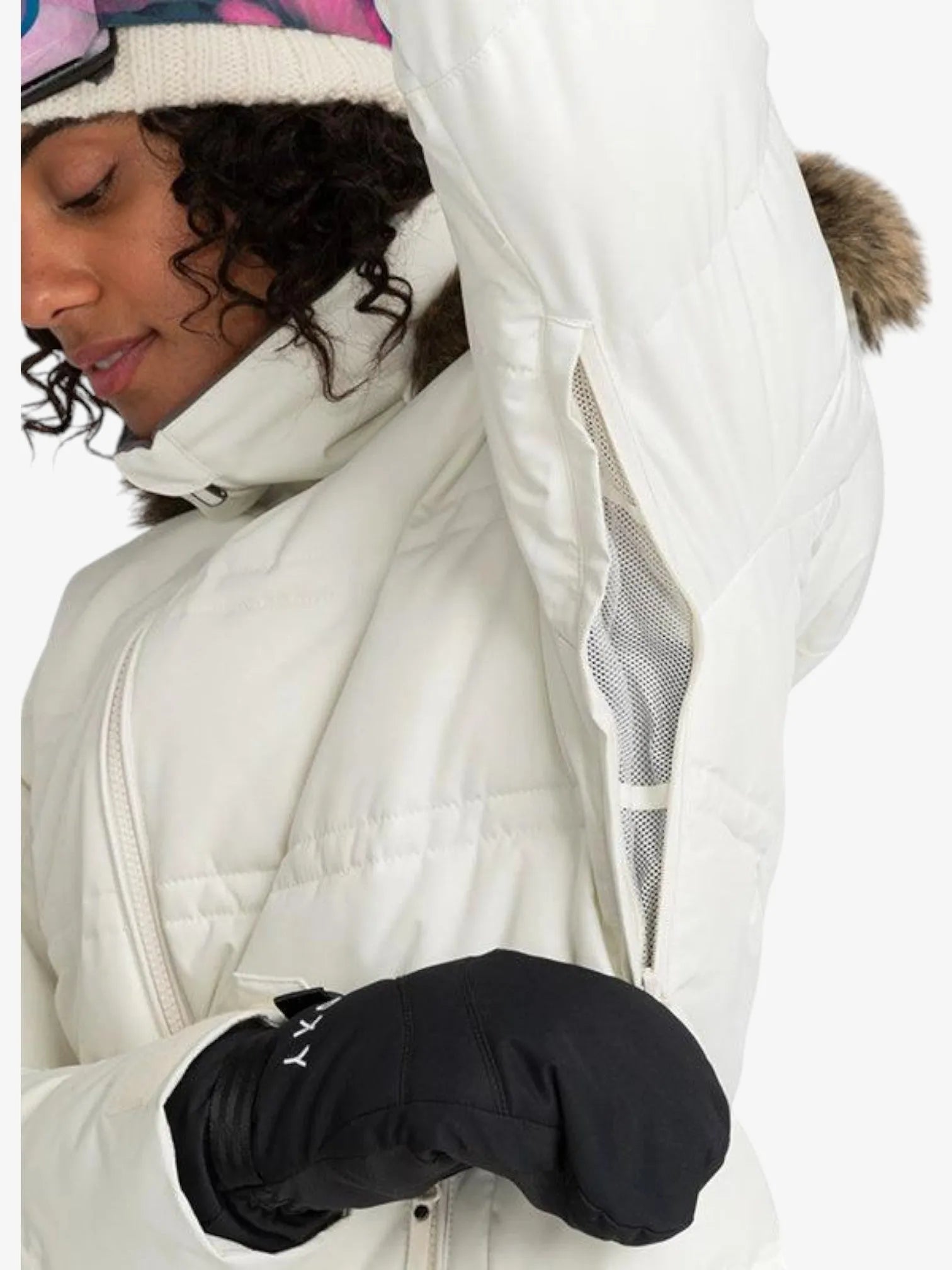 ROXY Snow Quinn White Winter Jacket - Waterproof & Warm Snowboard Coat for Women | Perfect for Skiing, Snowboarding & Outdoor Winter Adventures