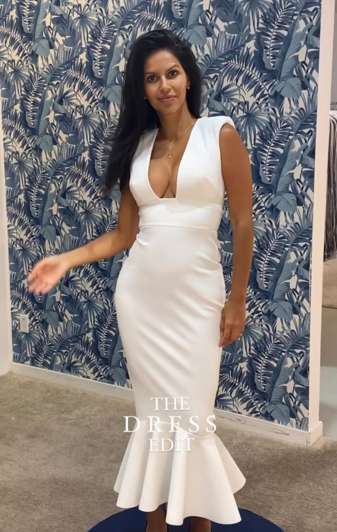 Greta Constantine Benjamin Square Neckline Fitted Dress - Elegant Bodycon Dress for Women | Perfect for Cocktail Parties, Date Nights & Special Occasions