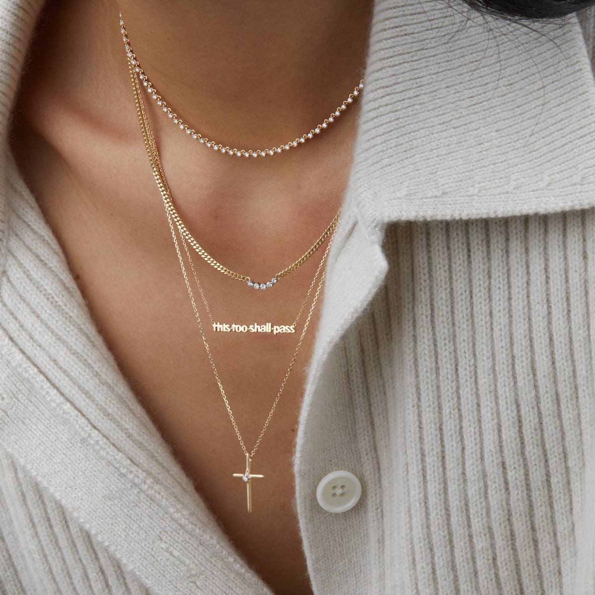 Stylish Cross Necklace for Women & Men - Elegant Religious Jewelry Gift for Christmas, Baptism & Everyday Wear