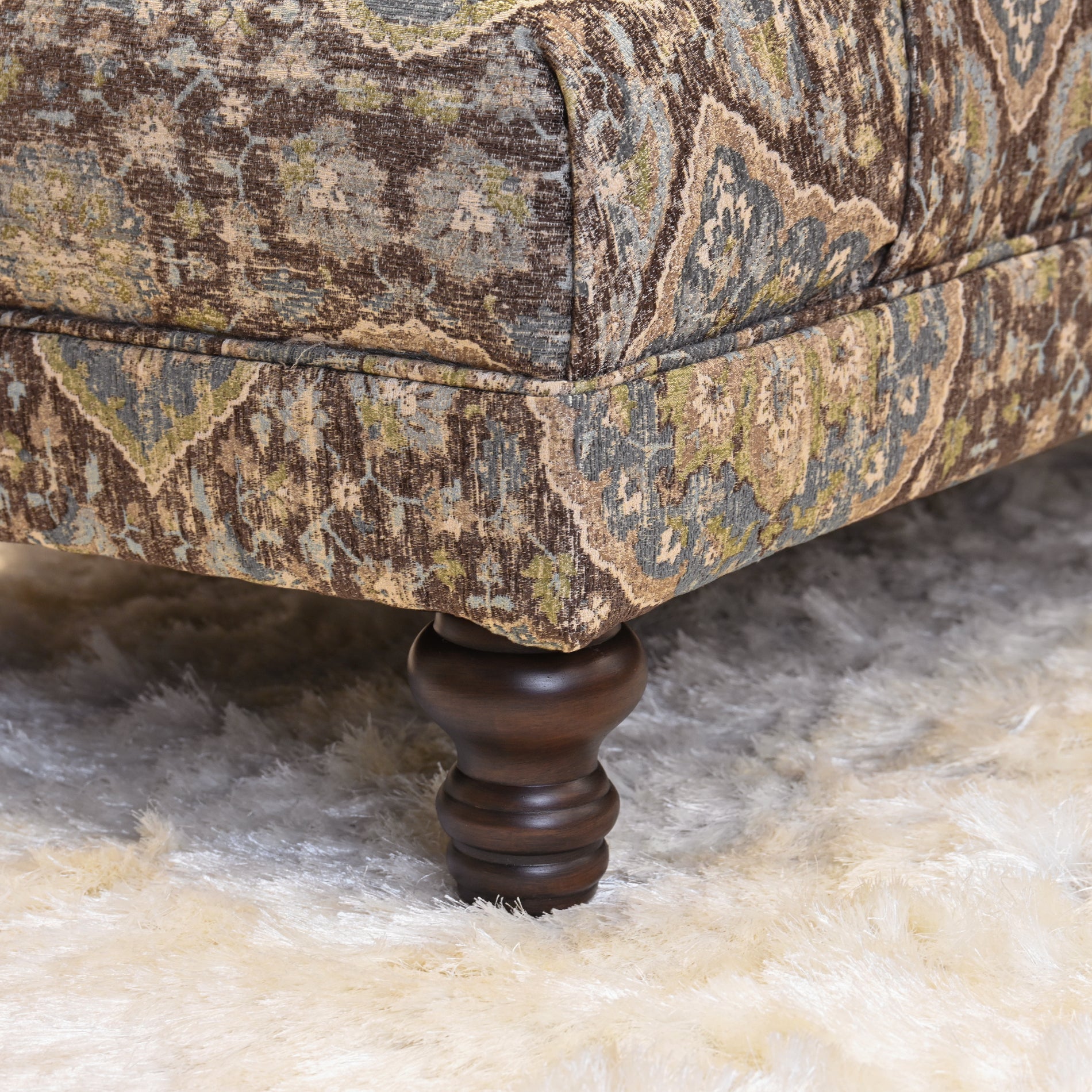 Roundhill Furniture Charbilia Fabric Tufted Cocktail Ottoman in Tapestry Ocean Cliff - Stylish Living Room Footrest & Coffee Table Alternative for Home Decor