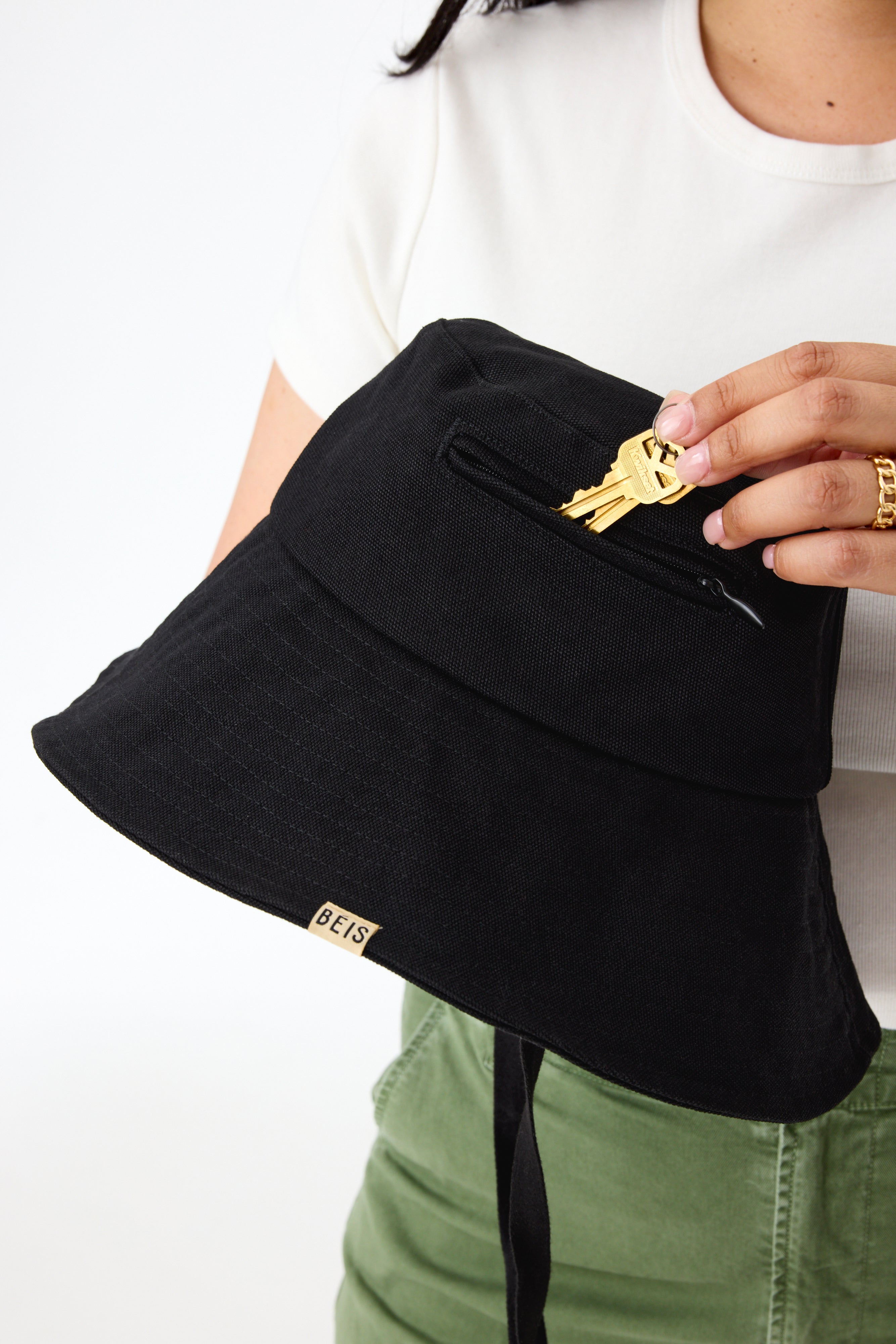 Black Wide Brim Sun Hat for Women - UPF 50+ UV Protection Summer Beach Hat for Outdoor Activities, Gardening, Travel & Vacation