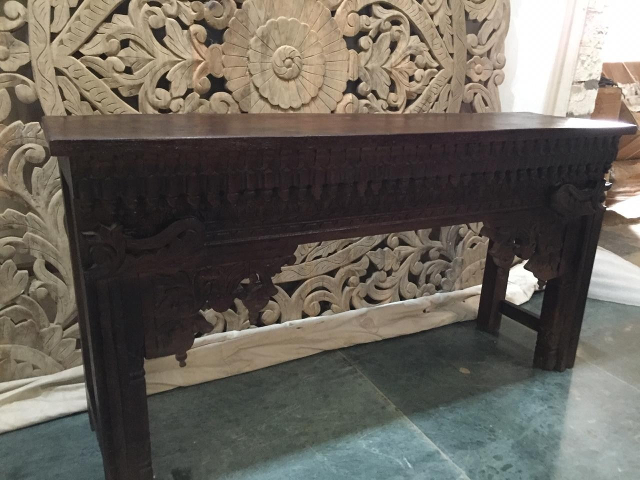 Hand Carved Indian Solid Wood Console Table - Elegant Brown Entryway Hall Table for Living Room, Foyer & Home Decor