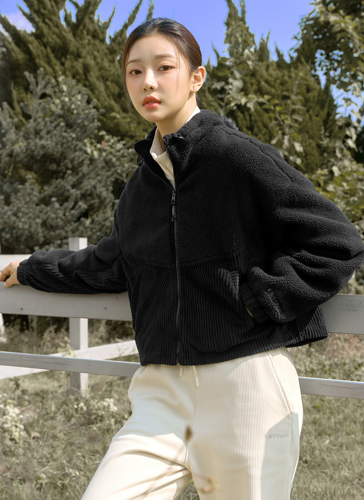 Stylish Corduroy & Fleece Zip Up Jacket for Men & Women | Warm Winter Outerwear for Casual Outings & Outdoor Activities