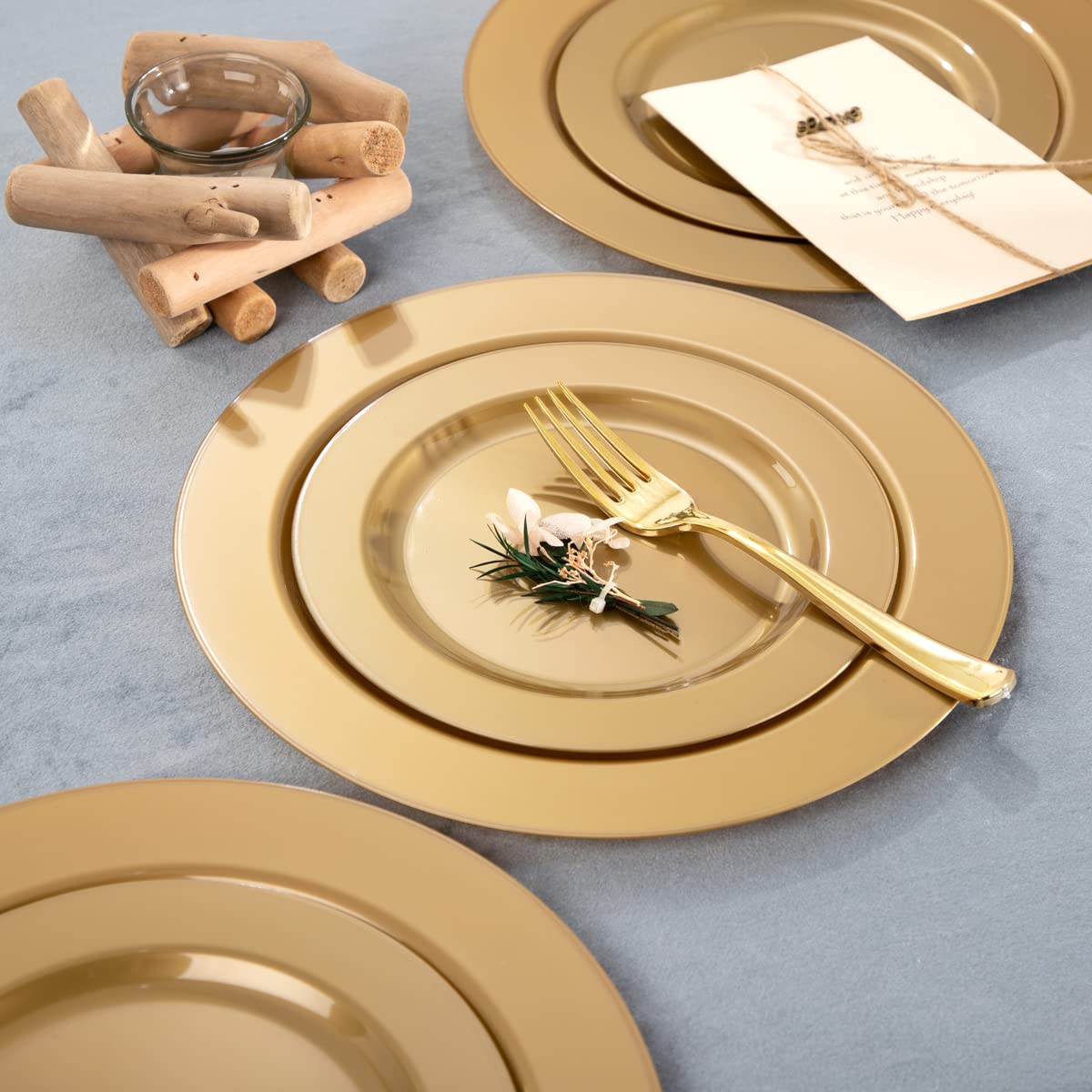DaYammi 180-Piece Gold Plastic Party Tableware Set - 30 Dinner Plates, 30 Dessert Plates, 30 Forks, 30 Knives, 30 Spoons, 30 Cups - Elegant Disposable Gold Cutlery for Weddings, Birthdays, Baby Showers & Special Events