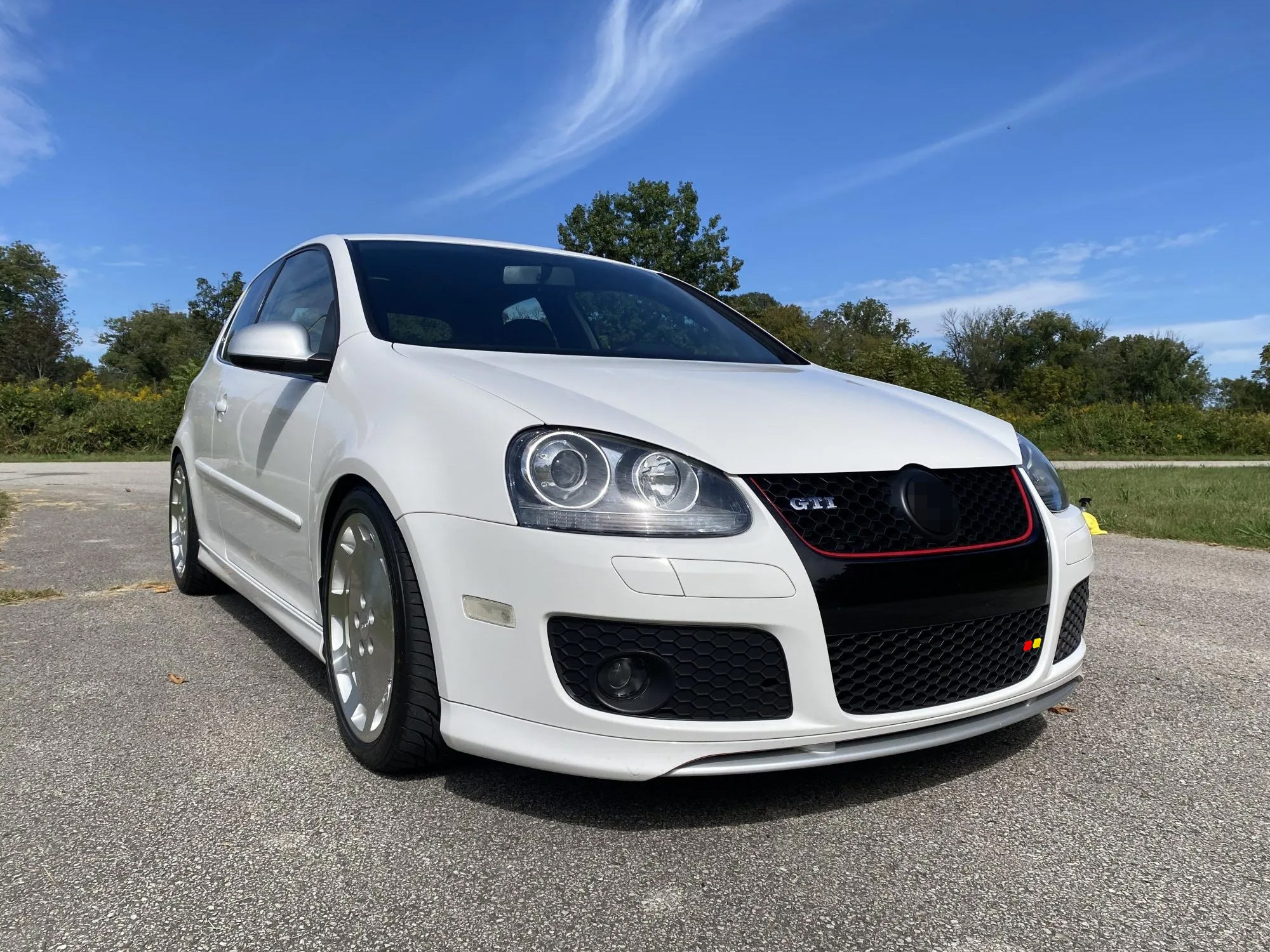 German Flag Lower/Hood Grille Badge Emblem with EZ Anchor Bolt - Compatible with Audi, BMW, Mercedes-Benz, Volkswagen - Perfect for Car Enthusiasts & German Car Modifications