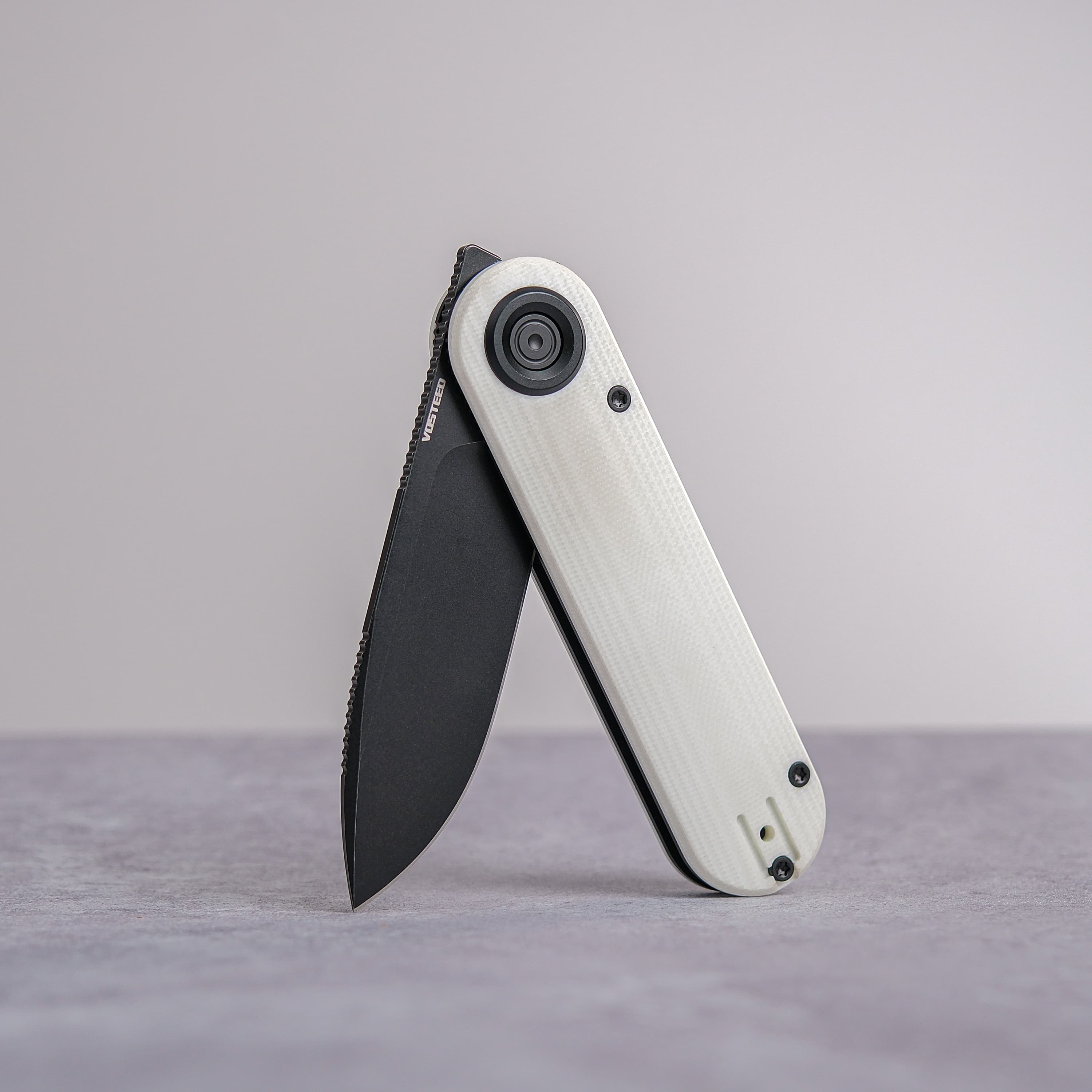 Corgi V 295 Folding Knife with Vanchor Lock - 2.95
