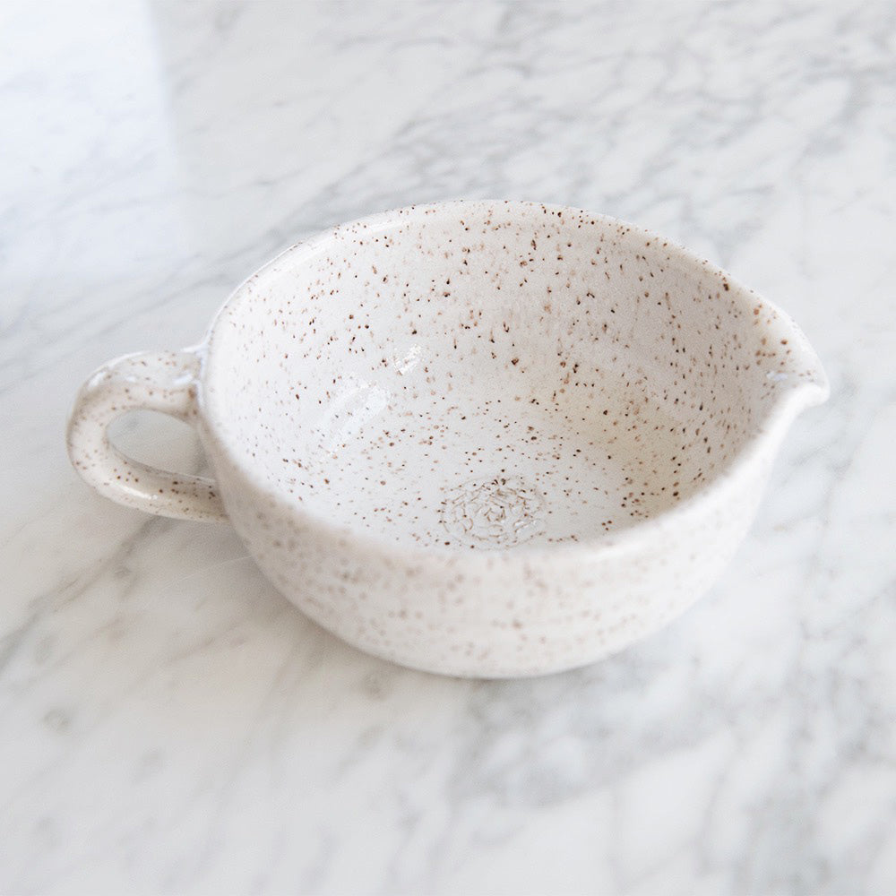 Premium Ceramic Salad Dressing Bowl - Elegant Serving Dish for Vinaigrettes & Dressings - Perfect for Restaurants, Dinner Parties & Home Kitchens