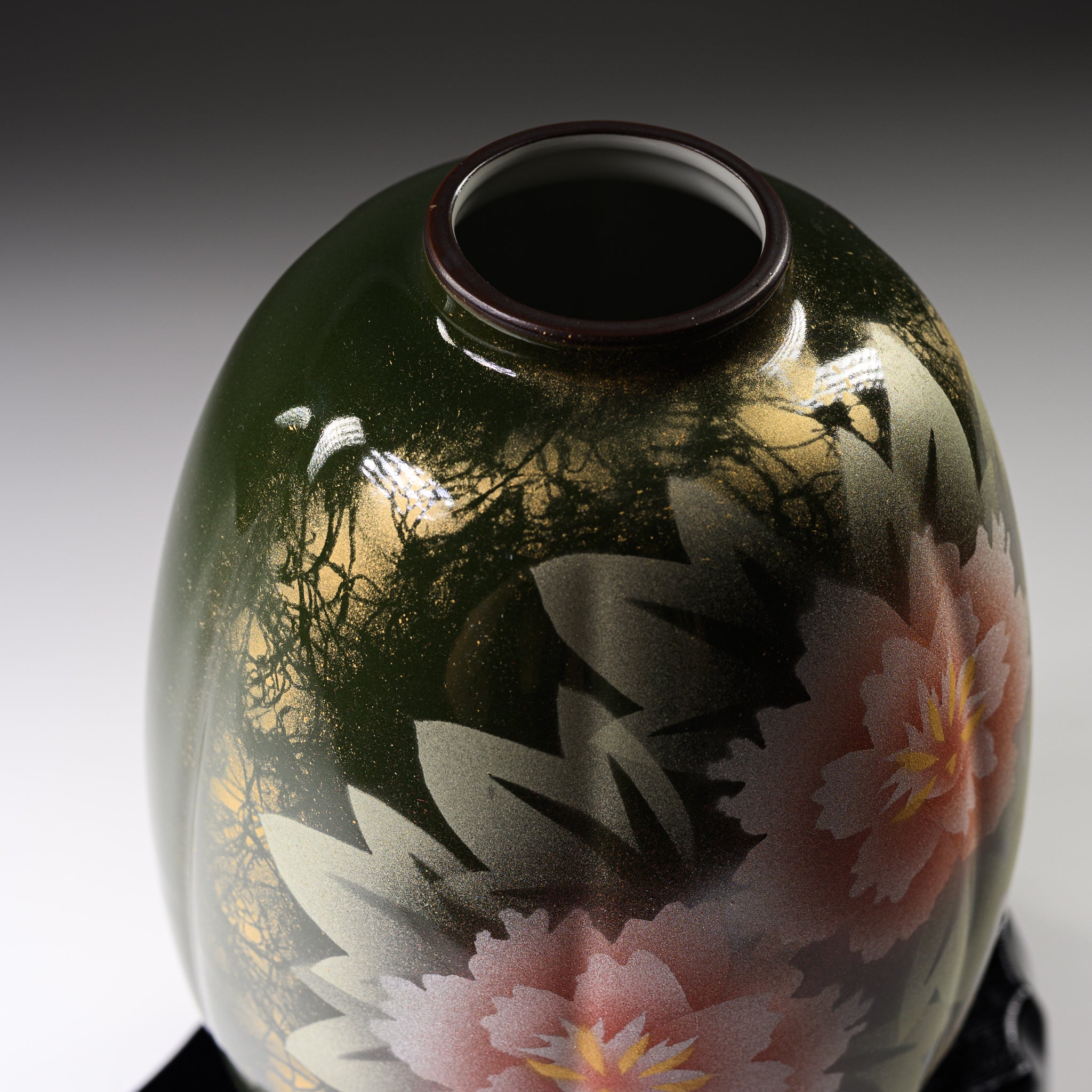 Handcrafted Kutani Ware Vase with Tray - Peony Floral Design Japanese Ceramic Art | Perfect for Home Decor, Gift & Tea Ceremony