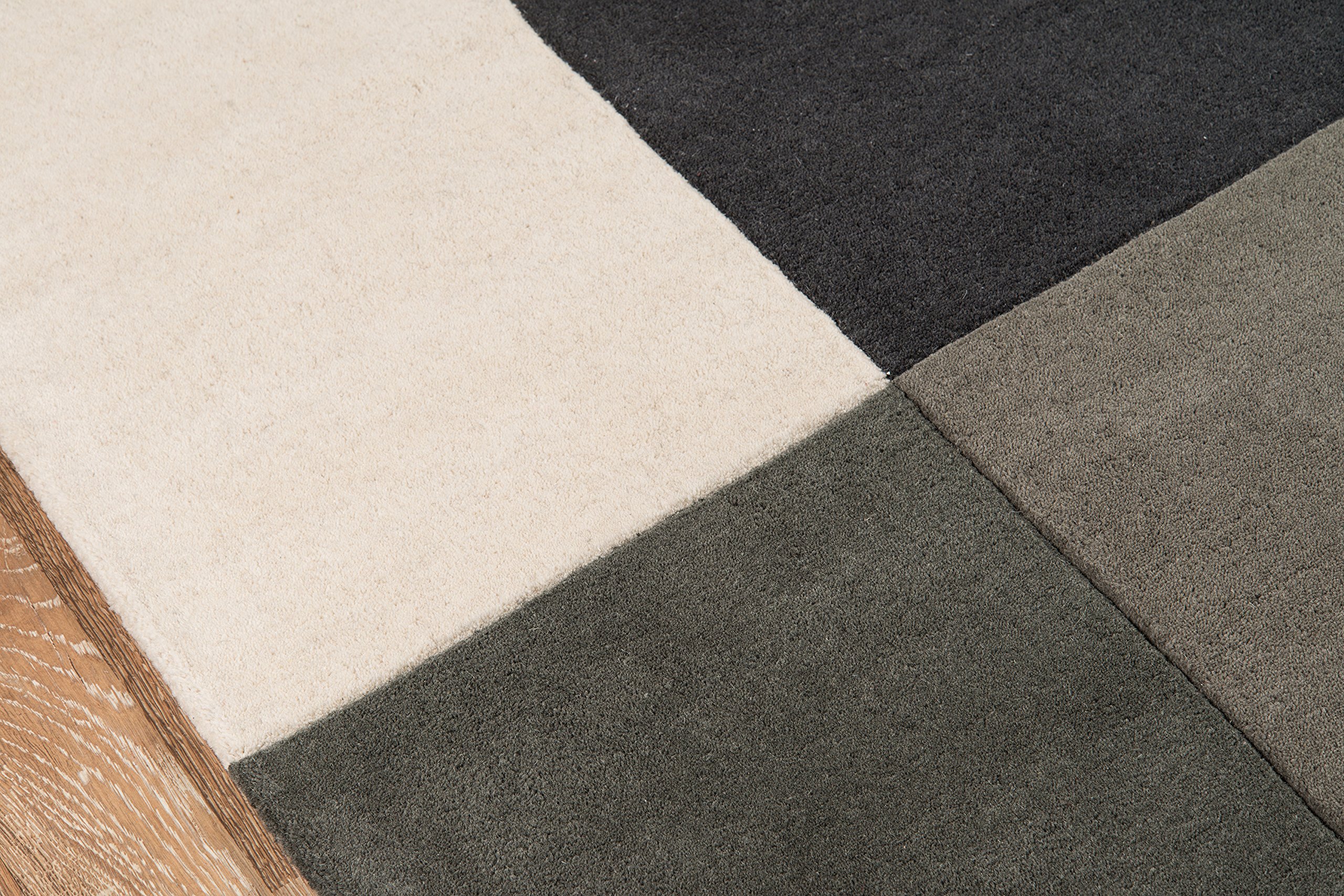 Momeni Delhi Collection 5' x 8' Charcoal Area Rug - Soft Modern Handmade Wool Rug for Living Room, Bedroom & Home Decor
