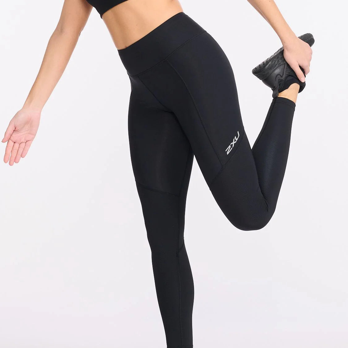 2XU Women's Aero Vent Mid Rise Compression Tights - High Performance Running & Workout Leggings for Yoga, Gym & Athletic Training