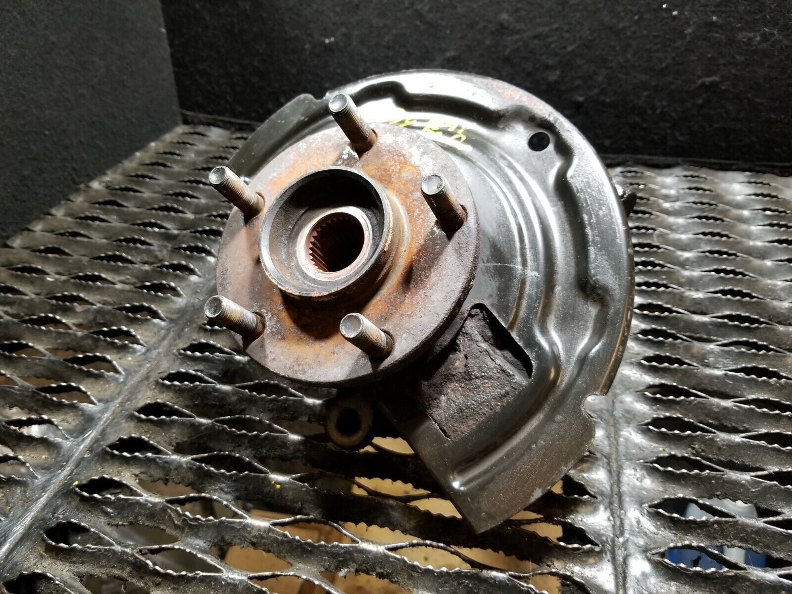 2004-2008 Nissan Maxima Front Left Driver Side Spindle Knuckle OEM Replacement Part - Perfect for Suspension Repair & Wheel Alignment
