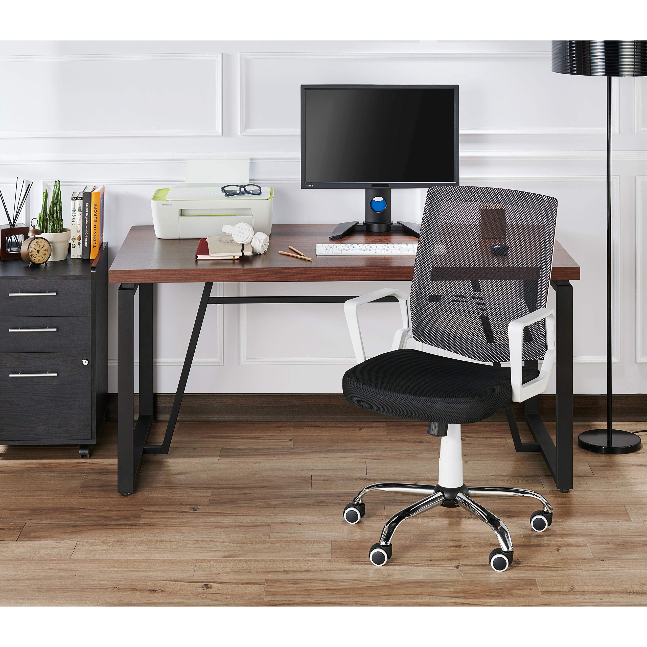 HOMES: Inside + Out Xenia Ergonomic Office Chair with Adjustable Height - White - Perfect for Home Office, Gaming, and Workspace Comfort