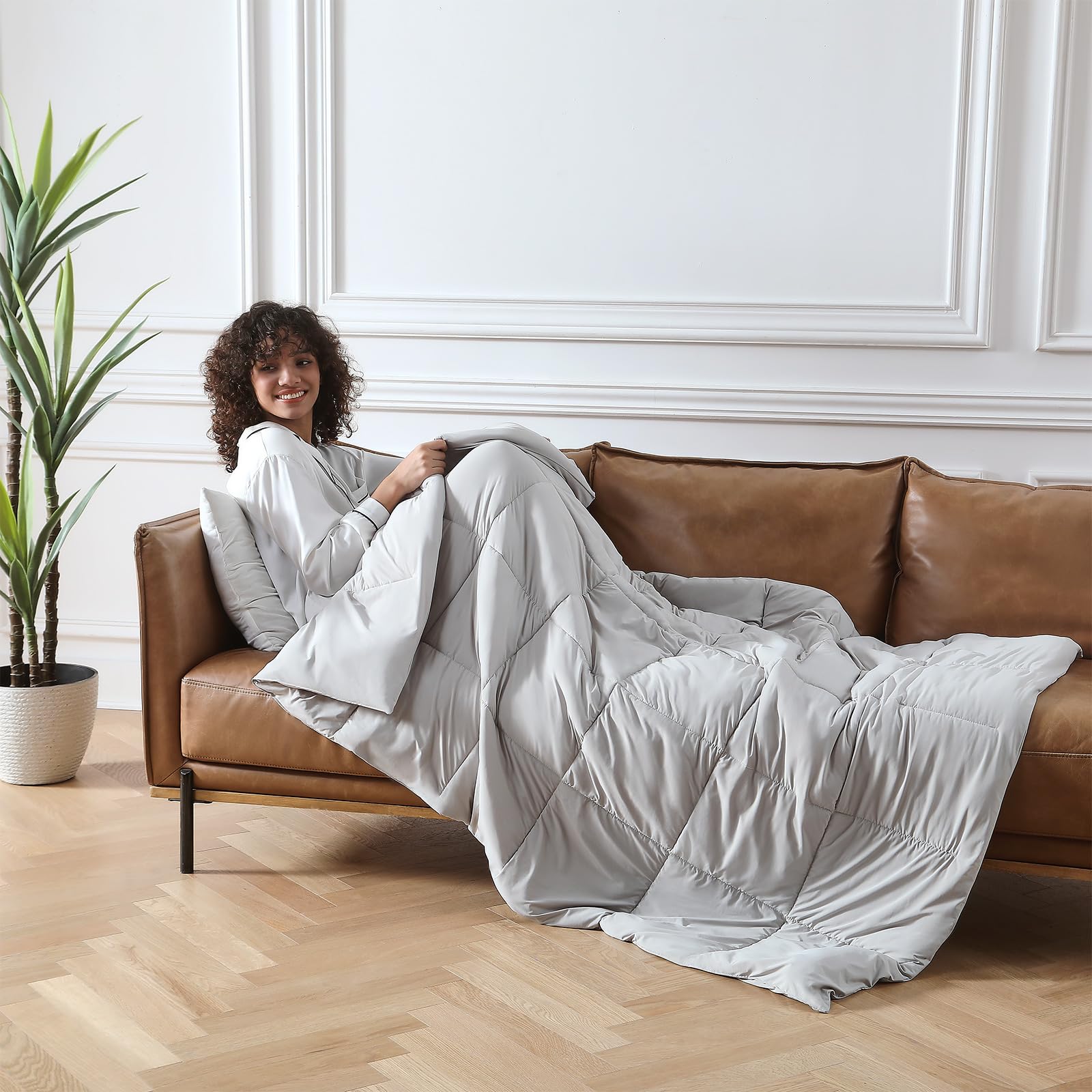 Mr. Ye Cooling Blanket - Double Sided Cooling Comforter for Hot Sleepers | Soft Lightweight Silk Summer Blanket for Bed, Sofa & Couch | Night Sweat Relief | Breathable Grey Blanket 50x70 Inches | Perfect for Hot Weather, Night Sweats & Temperature Regulation