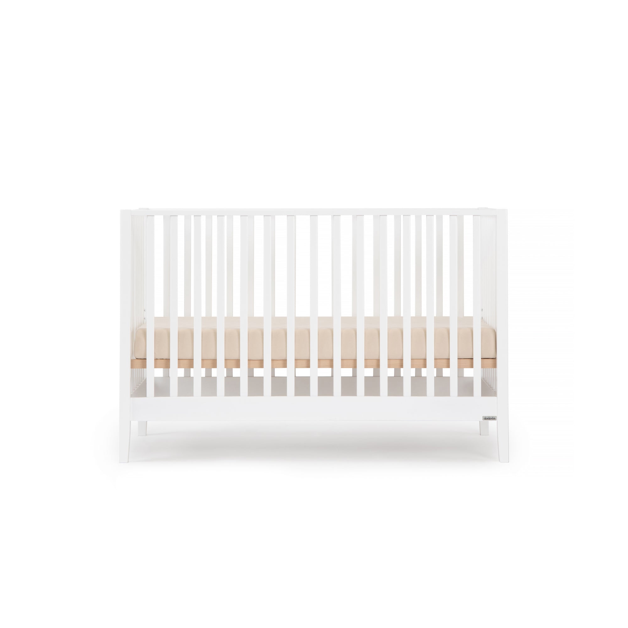 3 in 1 Convertible Baby Crib - Toddler Bed & Daybed - Safe & Stylish Nursery Furniture for Newborns to Kids (White) | Perfect for Small Spaces, Daycare Centers & Growing Families