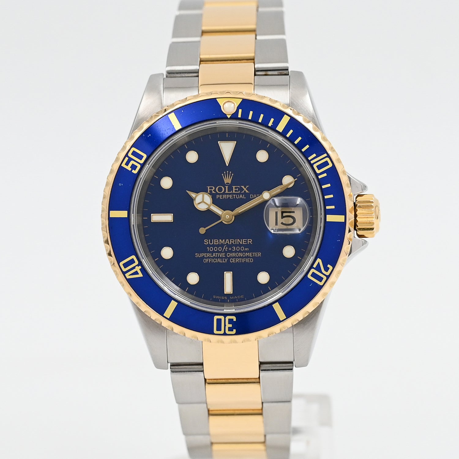 Rolex Submariner Date 40mm Men's Watch - Stainless Steel, Black Dial, 2006 Model - Perfect for Diving, Luxury Gifts & Special Occasions