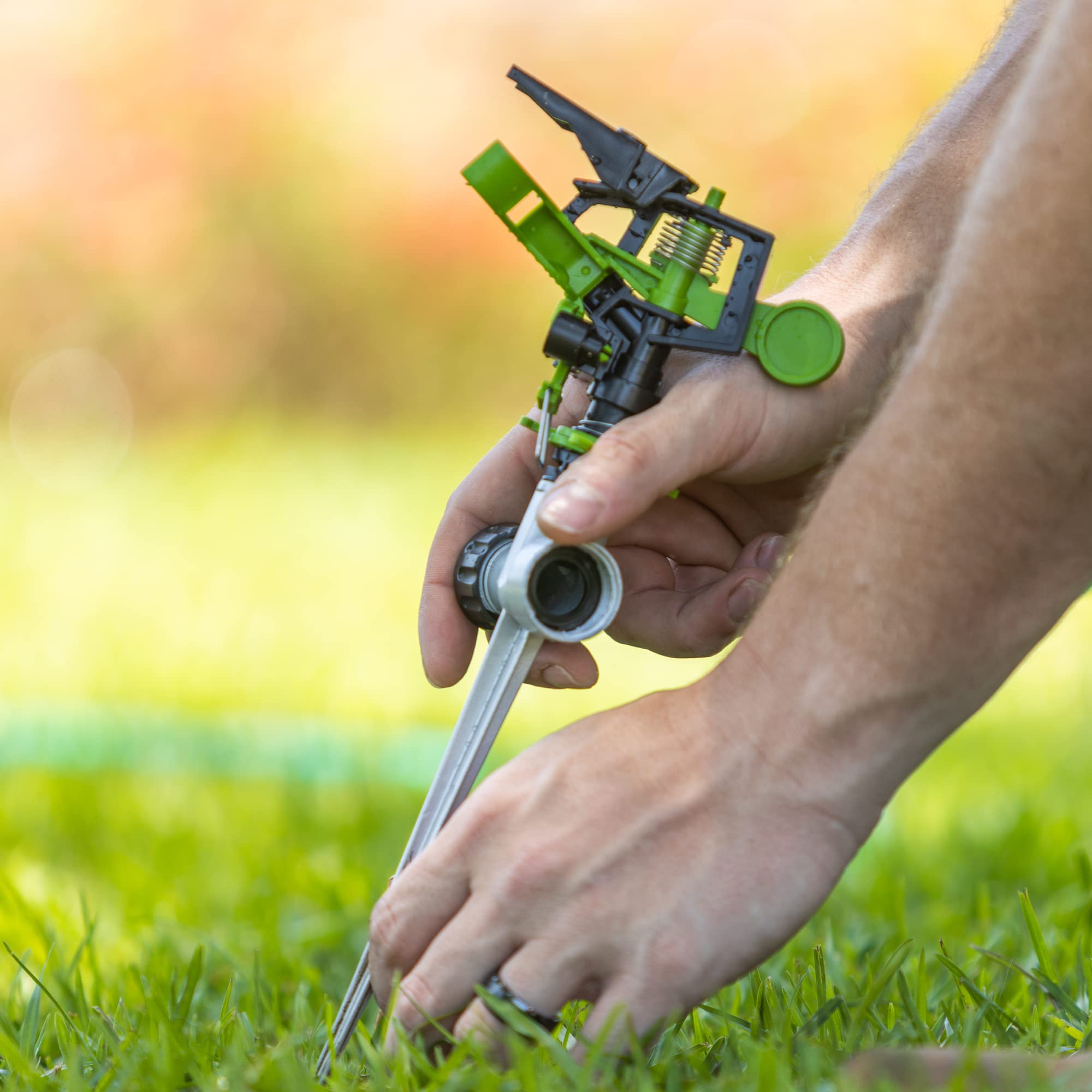 AMES 3-Piece Sprinkler Set with 2 Pulsating Spike & 1 3-Arm Rotating Sprinkler - 360° Adjustable Lawn Watering System for Garden, Yard | Easy Hose Connection | Perfect for Grass, Flower Beds & Landscaping