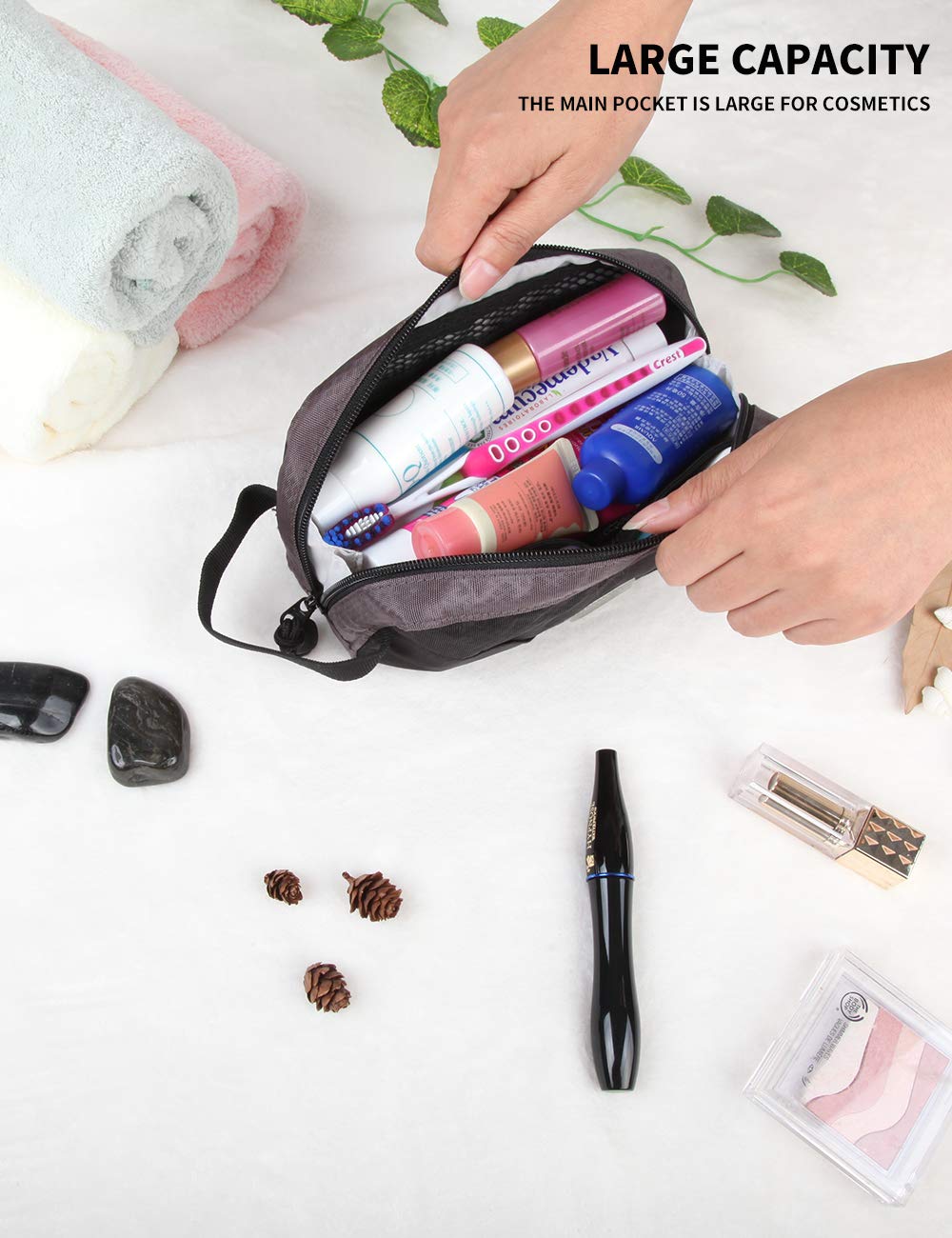 GOX Travel Toiletry Bag for Men - Waterproof Dopp Kit with Multiple Compartments, Hanging Hook & Travel Organizer Pouch (Black) - Perfect for Business Trips, Gym & Camping Essentials