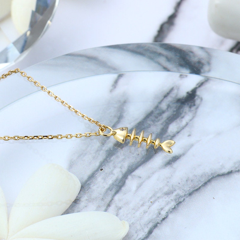 Elegant Fishbone Necklace - Unique 9K/14K/18K Yellow Gold Fish Pendant, Vintage Fish Charm Christian Jewelry for Women | Perfect Gift for Birthday, Anniversary & Religious Occasions
