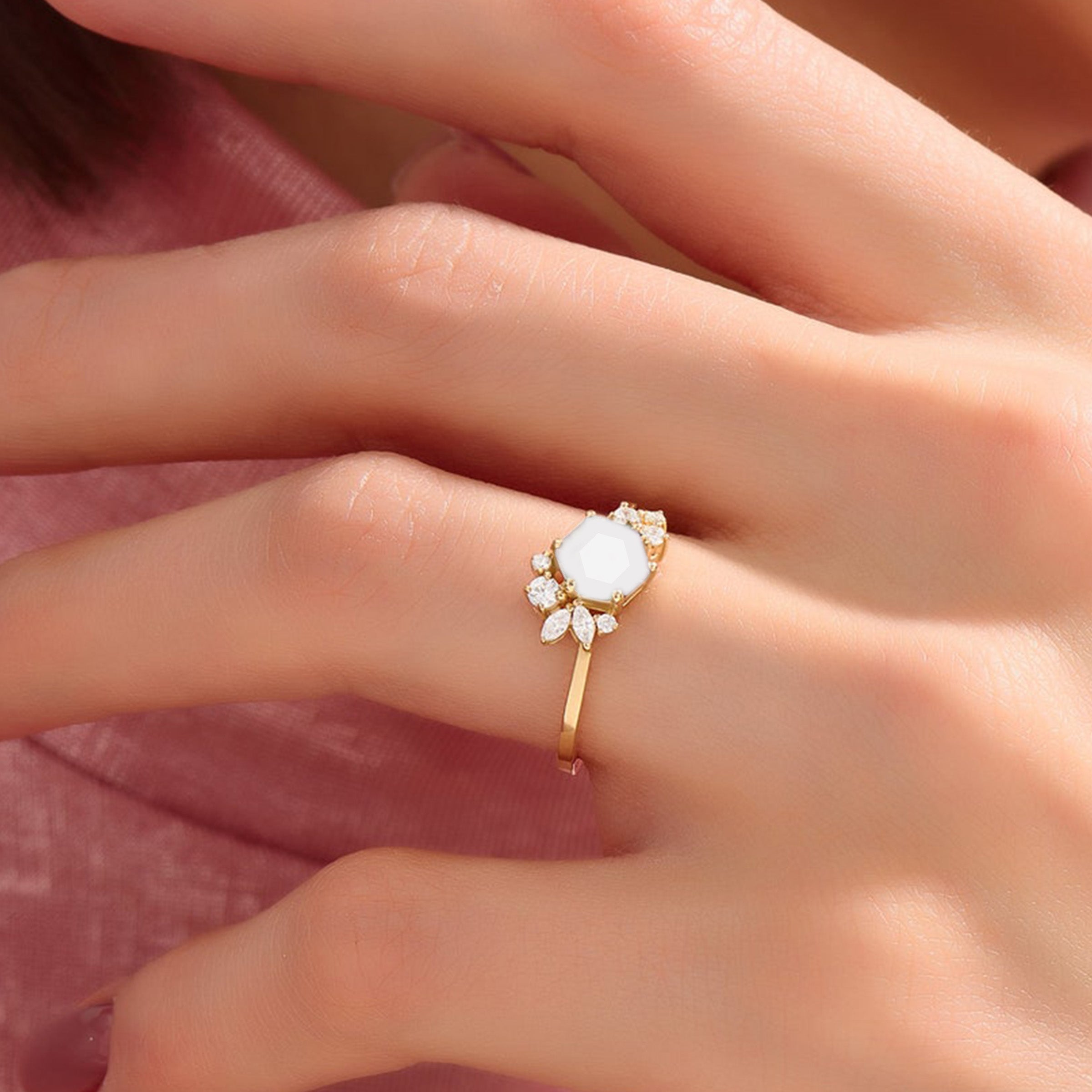 Elegant Breastmilk Keepsake Ring for Moms - Memorial Jewelry to Preserve Precious Memories | Perfect Gift for New Mothers & Breastfeeding Moms