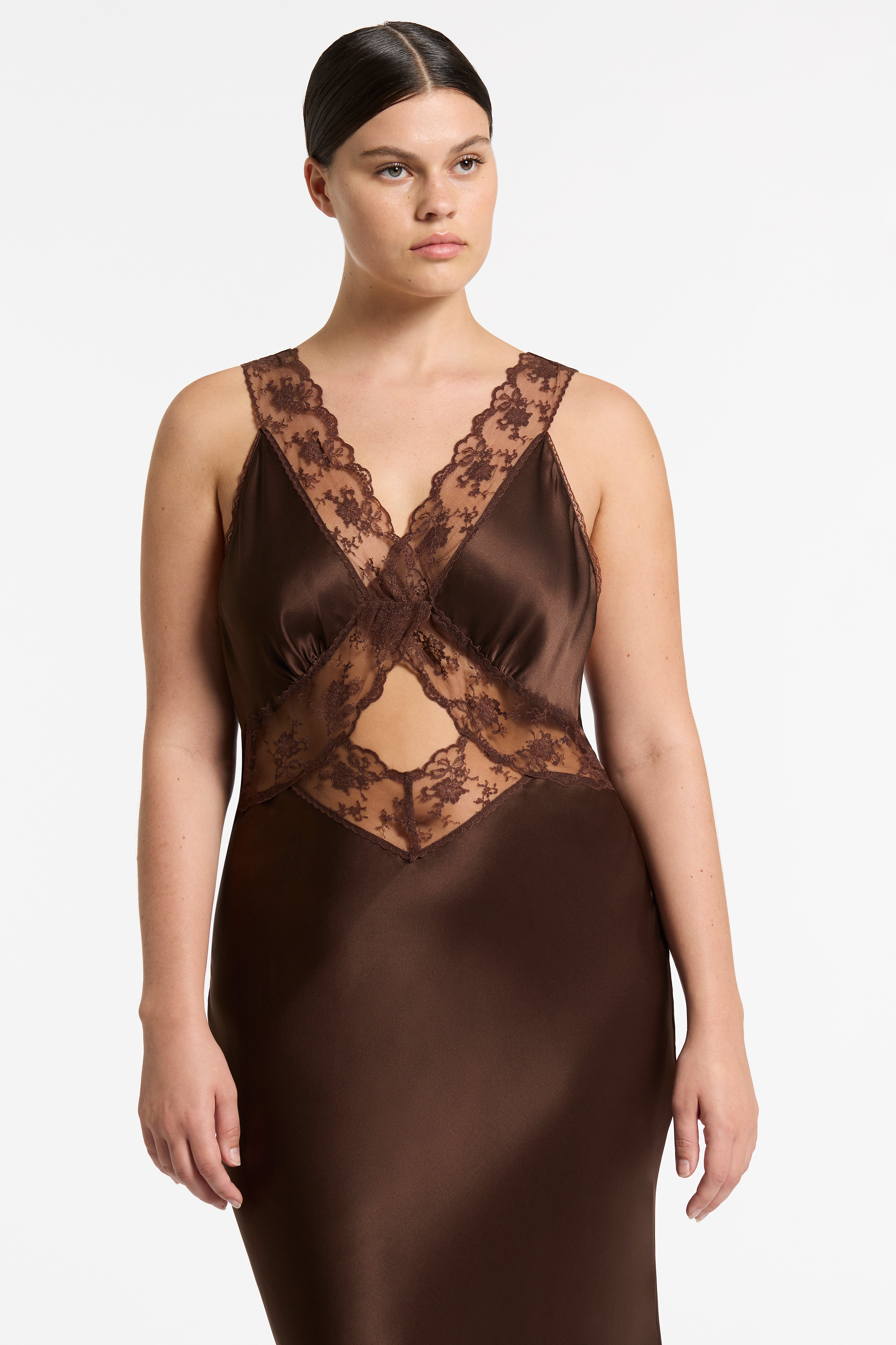 Elegant Aries Cut Out Gown - Sexy Backless Evening Dress for Women | Perfect for Prom, Party & Special Occasions