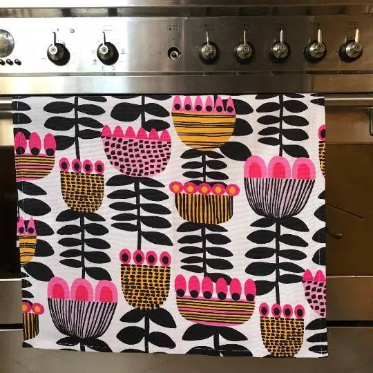Vintage Mid Century Modern Tulip Tea Towel - Retro Floral Kitchen Towel for Dish Drying, Decor & Gift Giving