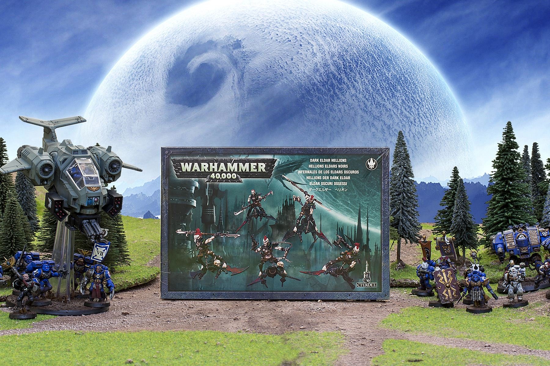 Games Workshop Dark Eldar Hellions Miniature Set - Warhammer 40K Tabletop Wargaming Models for Collectors & Painters - Perfect for Battles & Display