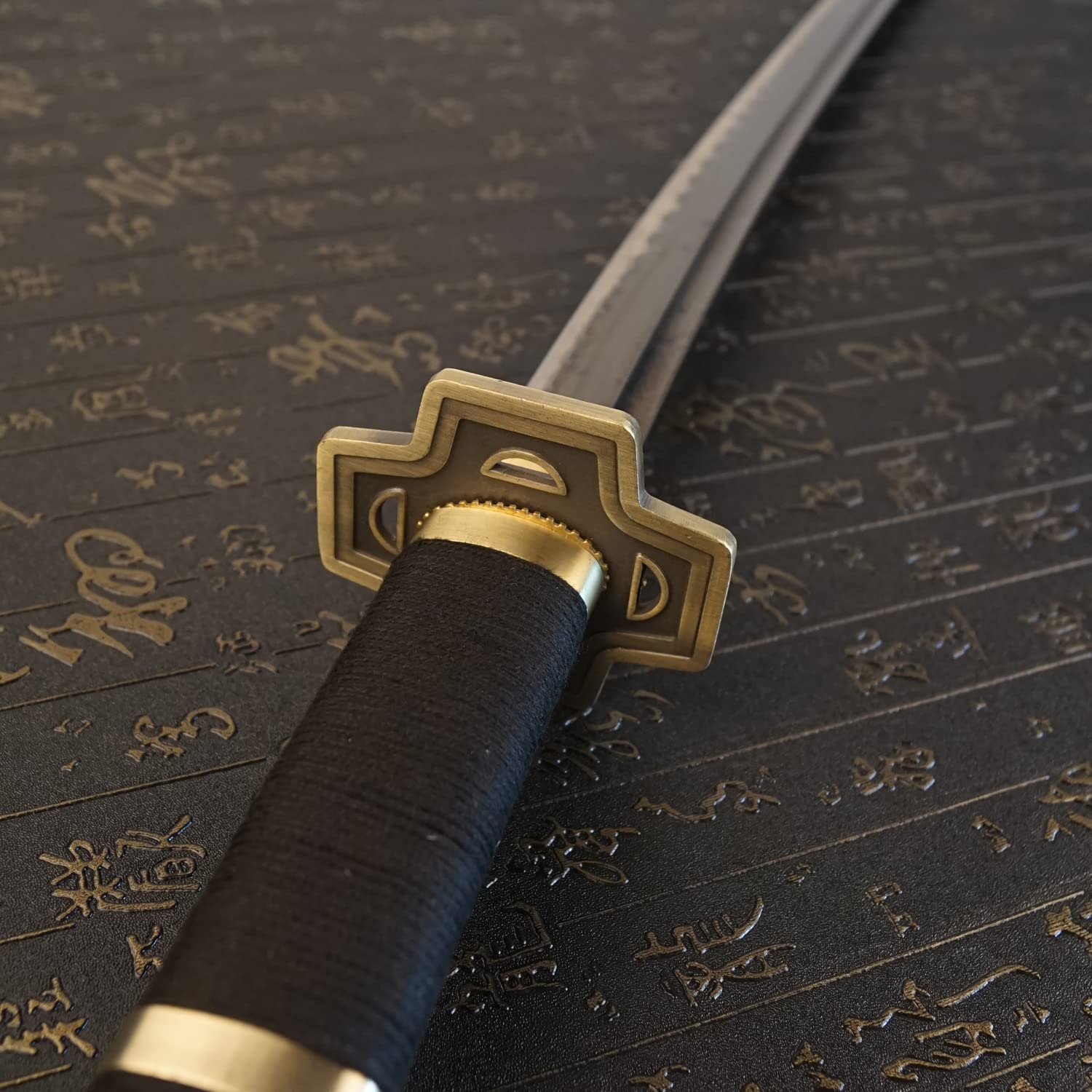 Hand-Forged Roronoa Zoro Katana Sword - Anime Cosplay Replica with Sharp Blade (Kitetsu, Wado Ichimonji, Shusui, Yubashiri, Yama Enma) | Full Tang 1045 Medium Carbon Steel | Includes Display Stand | Perfect for Cosplay, Collectors & Martial Arts Training