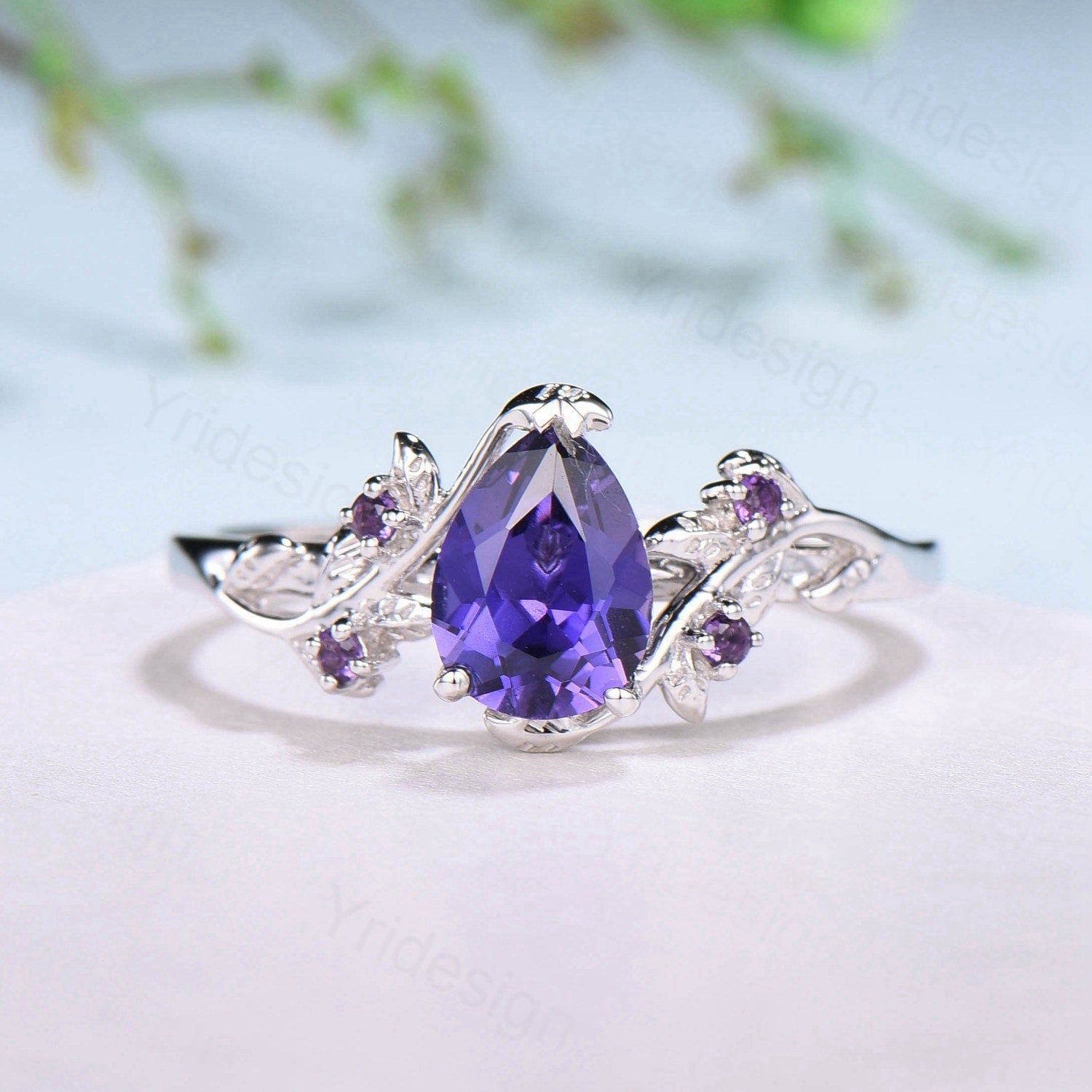 Vintage Elegant Pear Shaped Purple Sapphire Engagement Ring - Unique Twig Leaf Design Natural Amethyst Wedding Band - Perfect for Proposal, Anniversary & Romantic Gift Giving