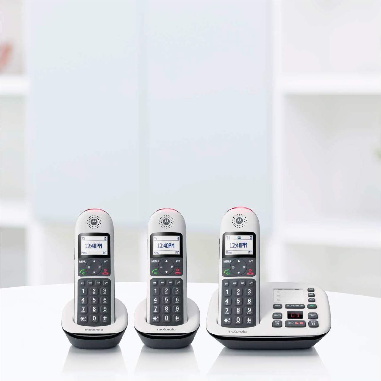 Motorola CD5013 DECT 6.0 Cordless Phone System with Answering Machine | 3 Handsets | Call Block & Volume Boost | Ideal for Home & Office Use