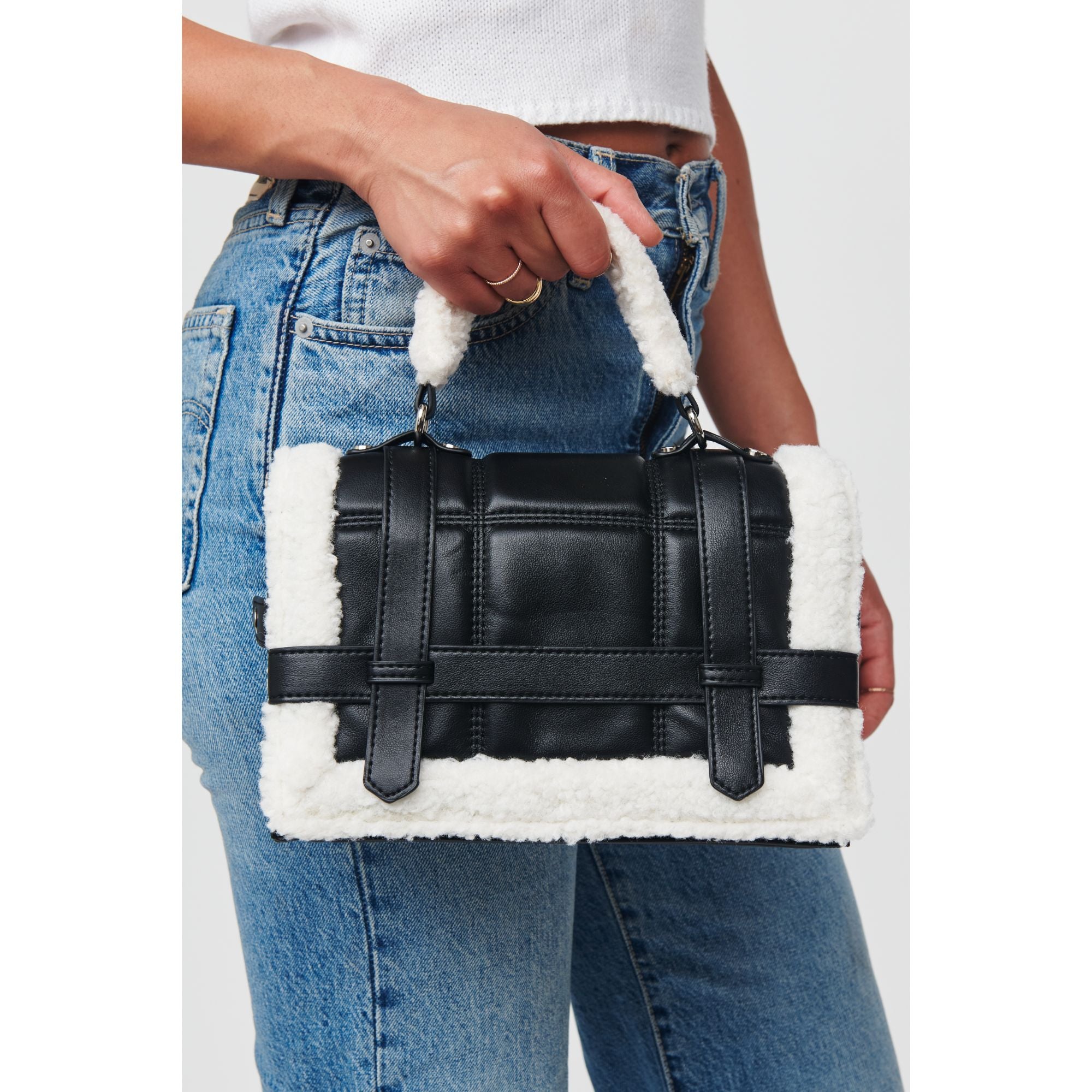 Luzien Crossbody Bag for Women - Stylish & Lightweight Shoulder Purse - Perfect for Travel, Shopping & Everyday Use