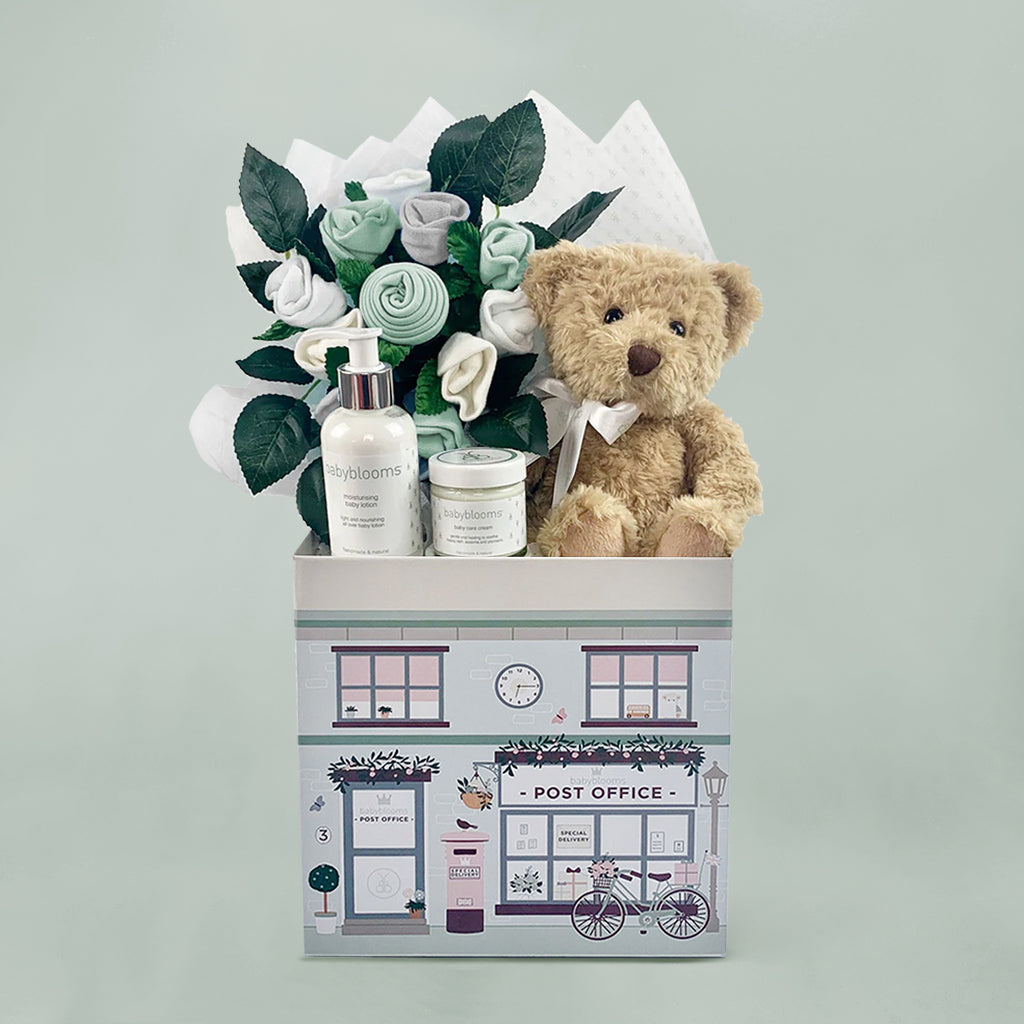 Bertie Bear Neutral Baby Gift Hamper - Perfect for Newborn Welcome, Baby Shower & Gender Reveal Gifts